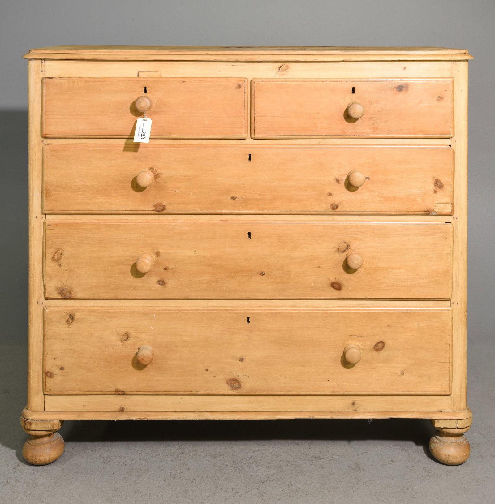 British Large Pine Five Drawer Chest (1 of 5)