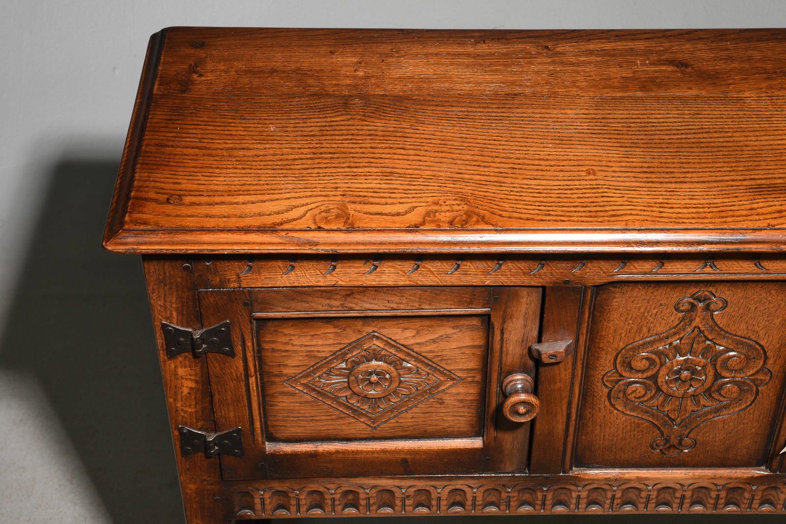 British Oak Hall Table / Console - 3