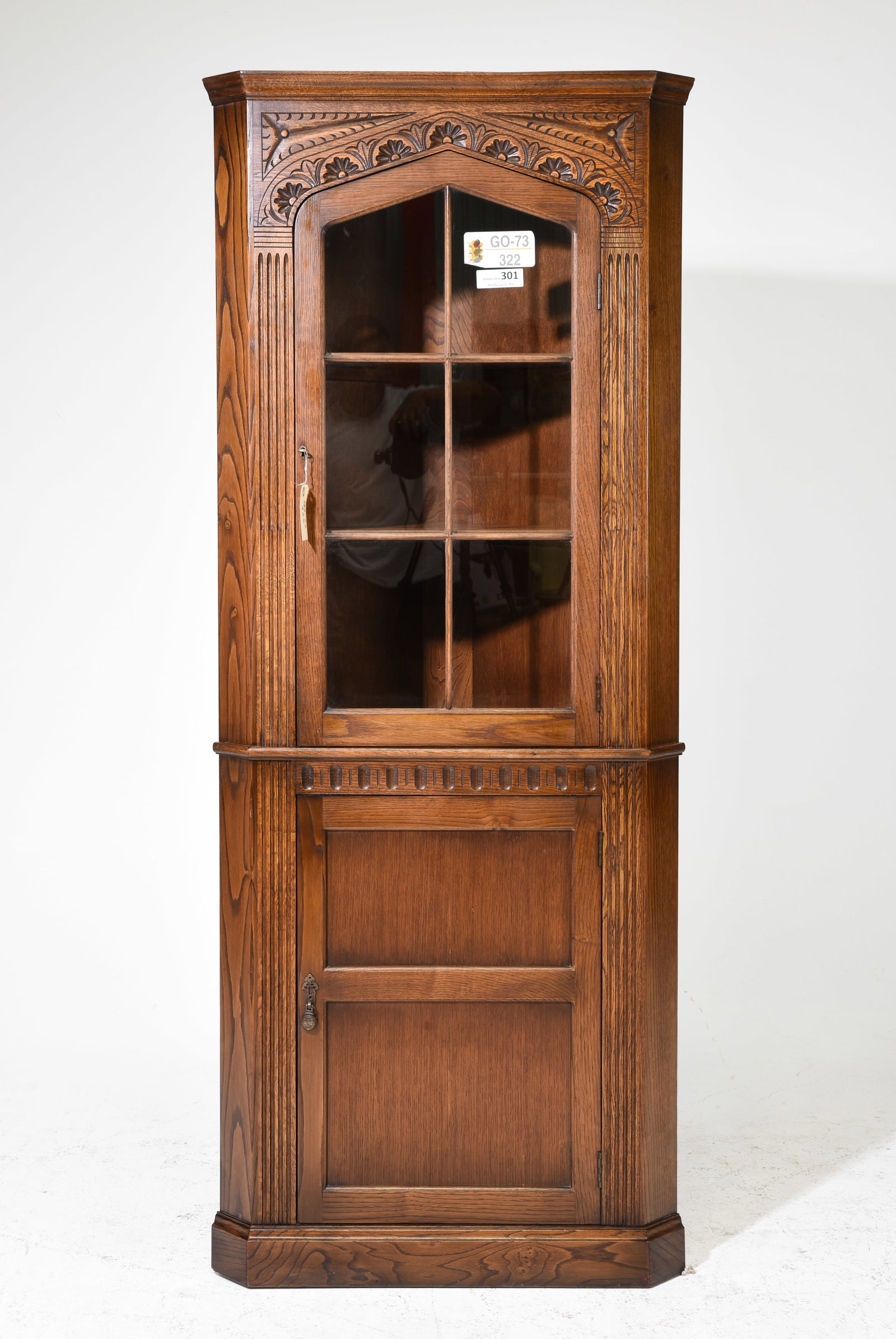 British Oak Two Door Corner Cabinet (1 of 3)