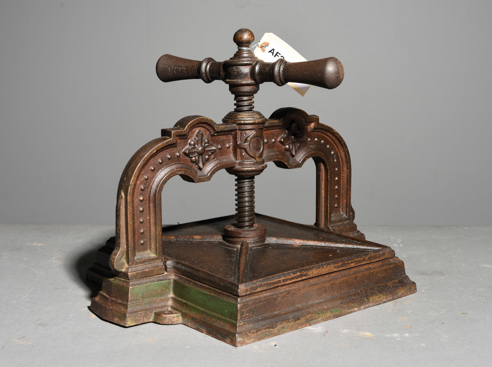Heavy Cast Iron Book Press #2 (1 of 5)