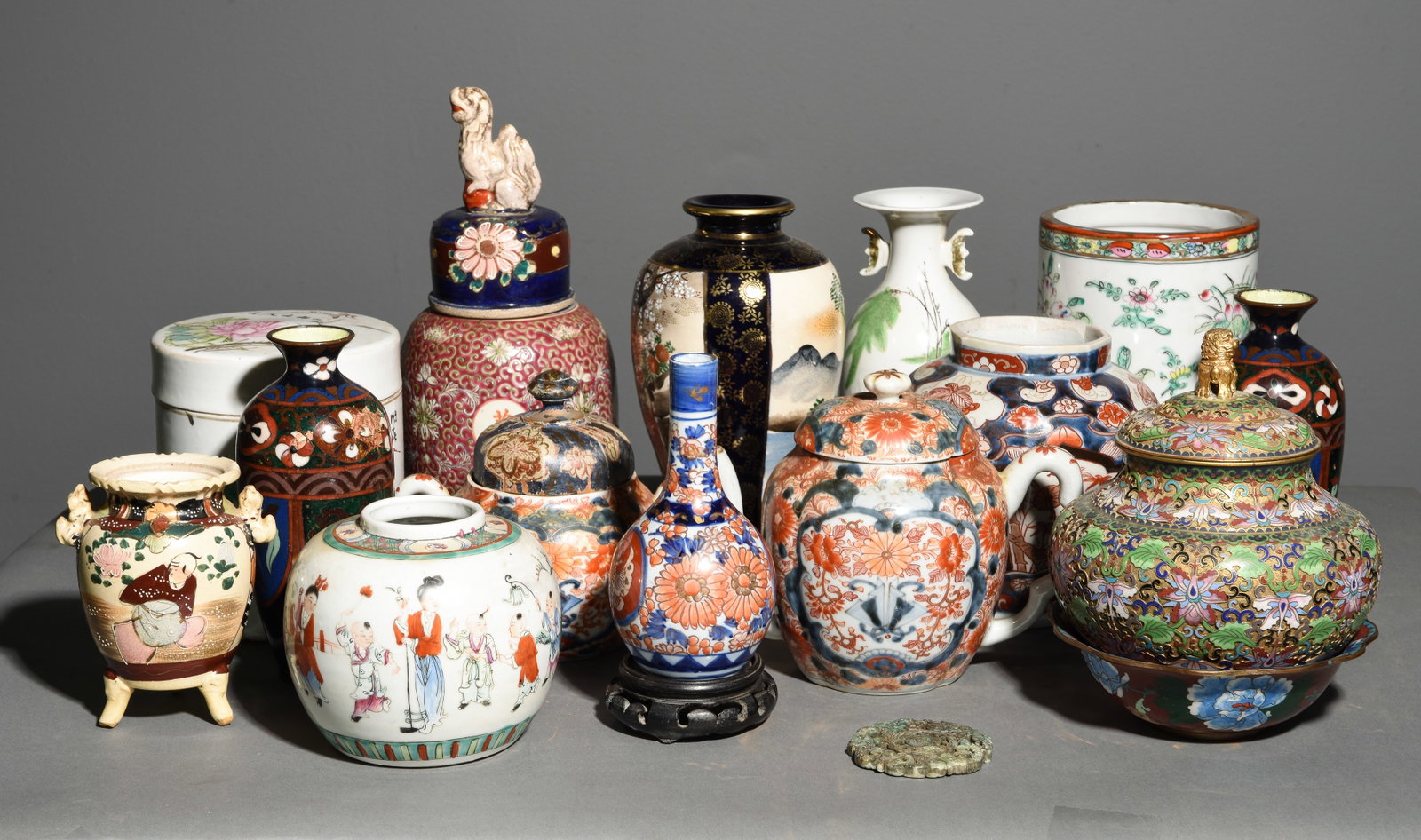 15pcs Assorted Asian & Cloisonne China: 15pcs Assorted Asian & Cloisonne China - Tallest piece is 11.5 in tall x 5 inch diameter