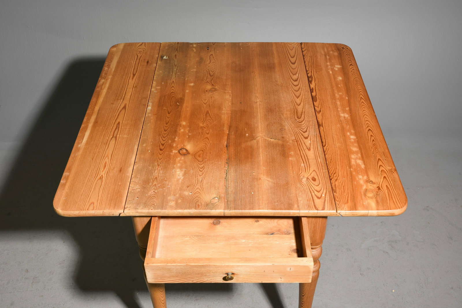 Danish Pine Drop Leaf Turned Leg Table - 3