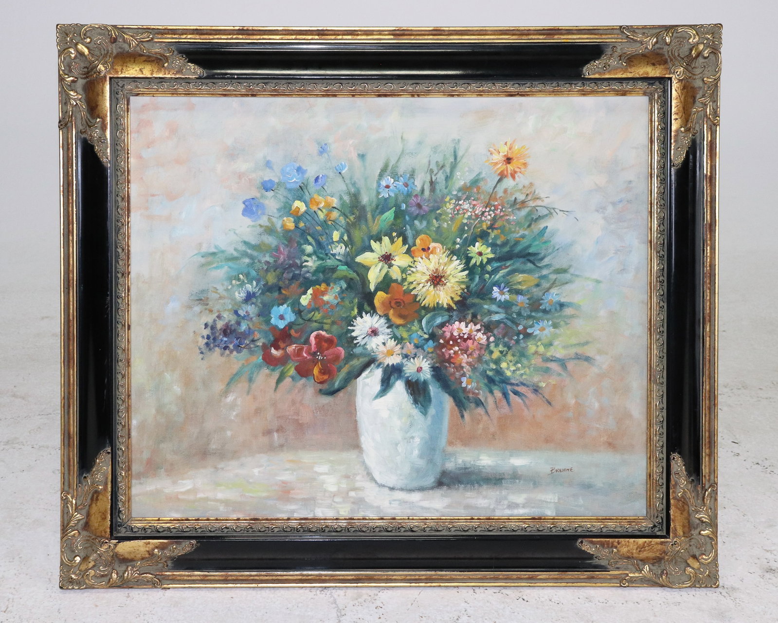 Black and Gold Frame Oil on Canvas Floral Still Life: Black and gold frame oil on canvas floral still life. 21.5 in tall x 30 in x 1 in, canvas 17.5 in tall x 24 in.