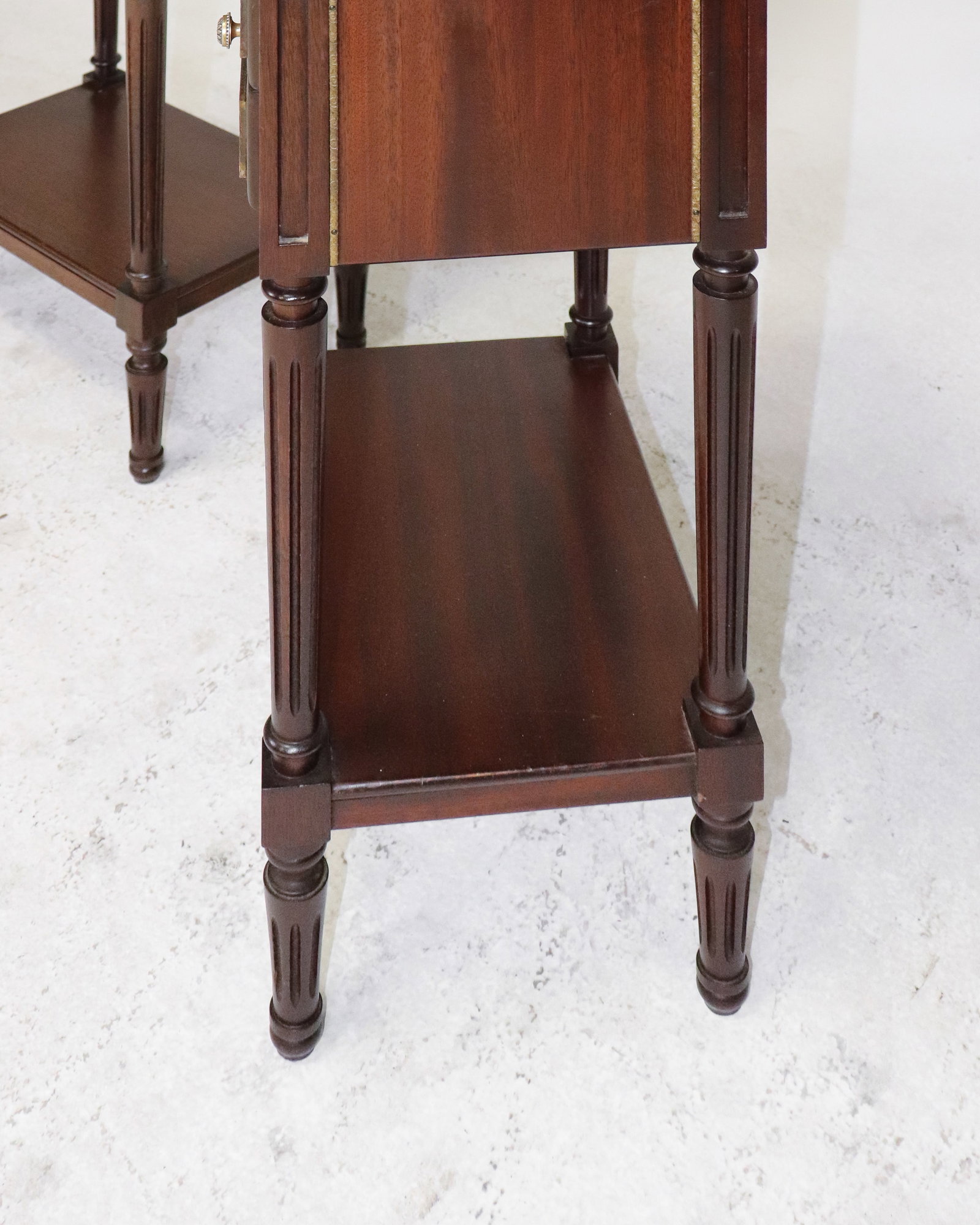 Louis XVI style nightstands - 3
