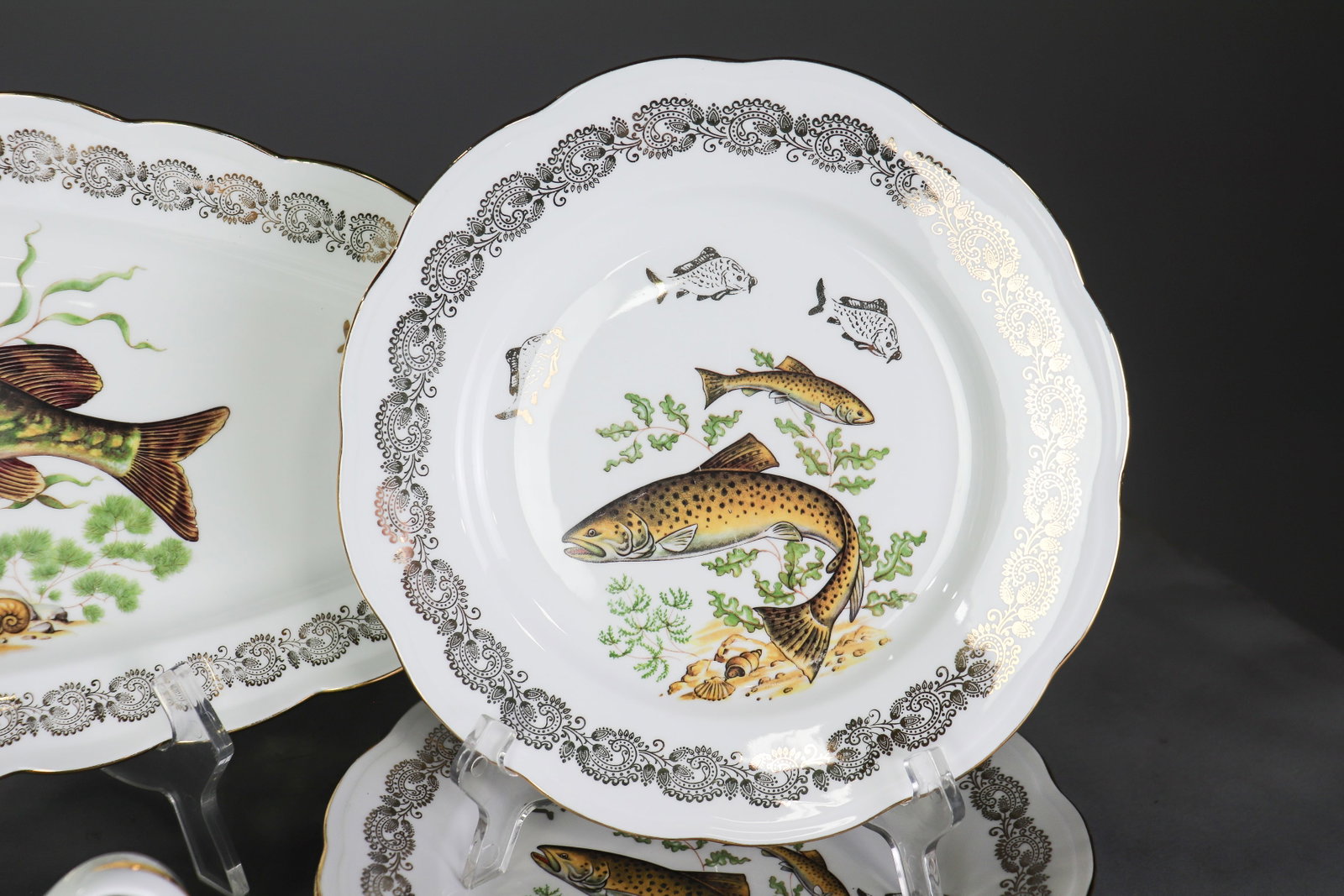 13pc French Fish Plate Set - 3