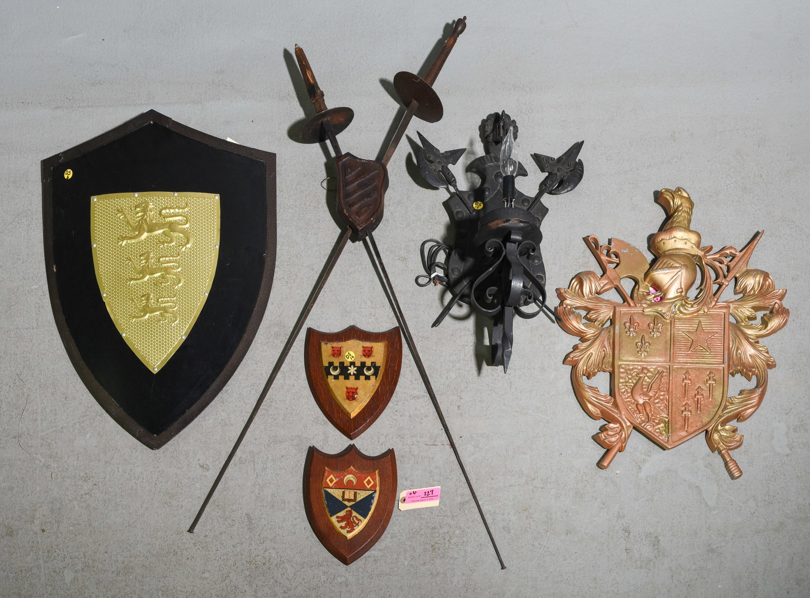 6pcs Assorted Medieval Style Crests, Sconce, Etc.: 6pcs Assorted Medieval / Renaissance Style Crests, Sconce, Etc.- Shield is 25 in tall x 18 x 2.5 and the gold crest is 21.5 in tall x 17 x 1.75