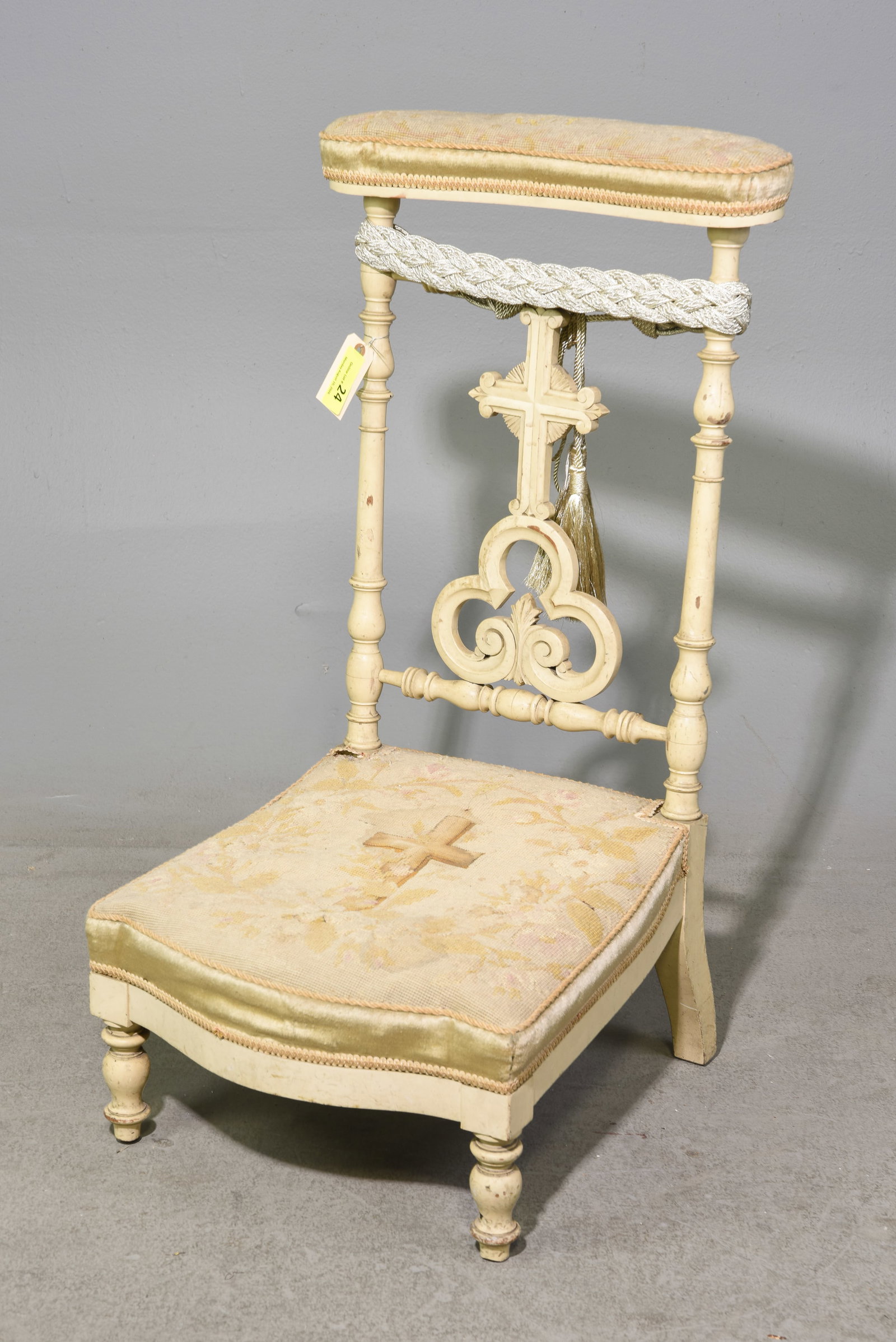Napoleon III Style Painted Kneeler / Prie Dieu: French Napoleon III Style Painted Walnut Kneeler / Prie Dieu - 36 in tall x 19 x 18.5
