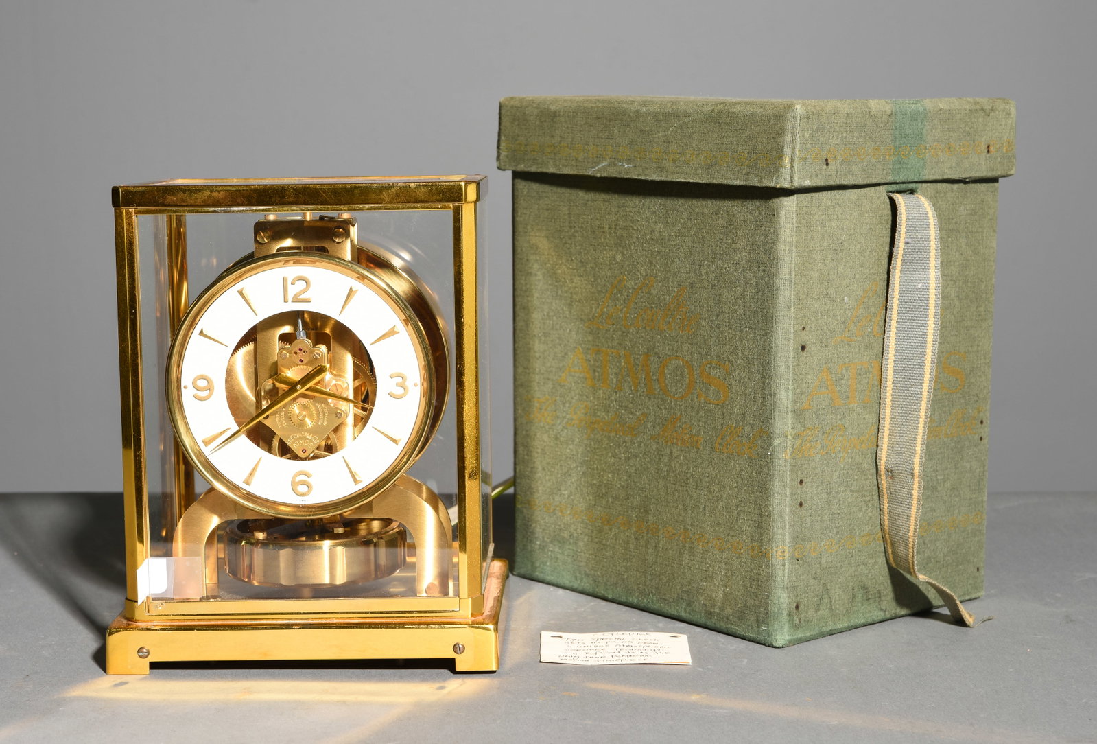 Le Coultre Atmospheric Perpetual Clock c.1980 (1 of 5)
