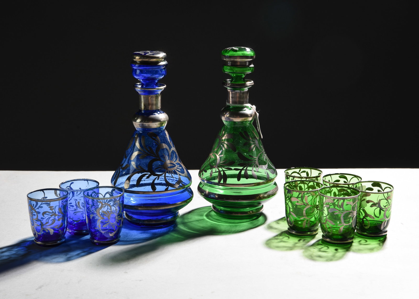 10pcs - 2 Silvered Glass Decanters & Shot Glasses (1 of 4)