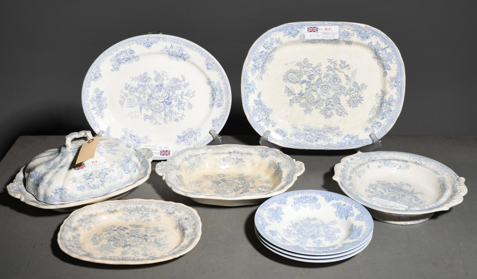 9pcs Asiatic Pheasant China - Tureen, Etc.: 9pcs Asiatic Pheasant China - Tureen, Etc. - Tureen is 5 in tall x 13 x 9.5, Largest platter is 3 in tall x 13 x 10