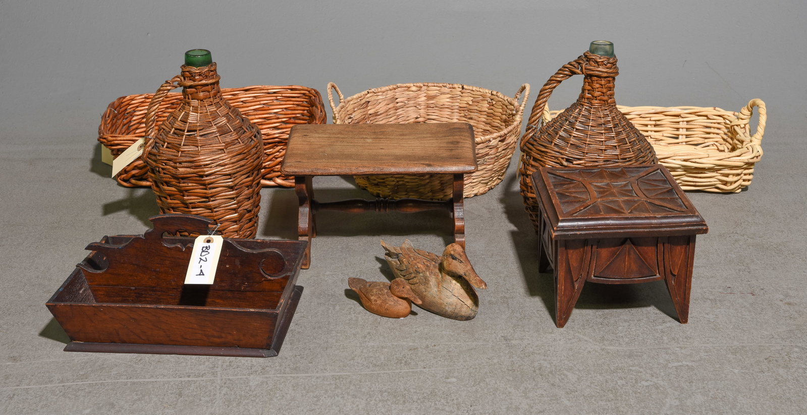 10pcs - Wicker Baskets, Bottles, Etc. - 2