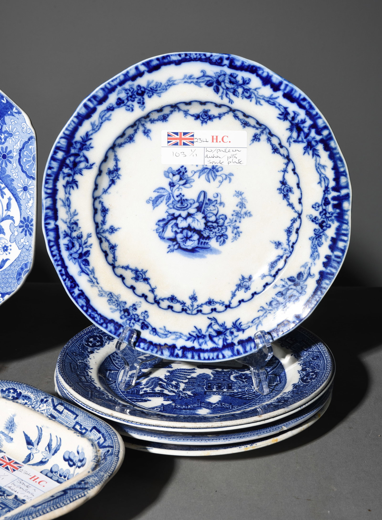 11pcs Blue & White Plates, Platter, Sauce Boat, ETC.: 11pcs British Blue & White Plates, Platter, Sauce Boat, ETC. - 1.5 in tall x 15 x 11