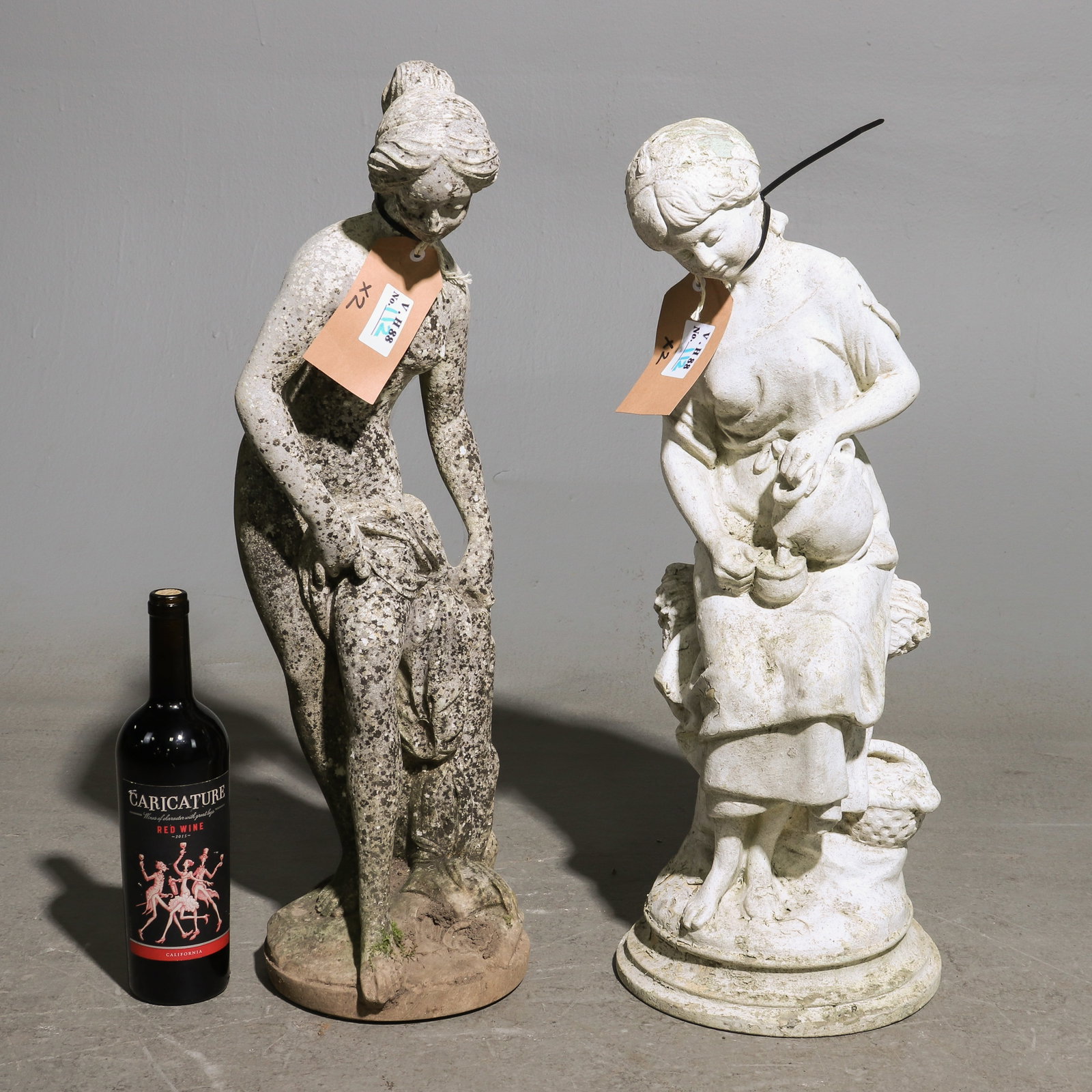 2 Cast Stone / Concrete Garden Statues - Women (1 of 6)