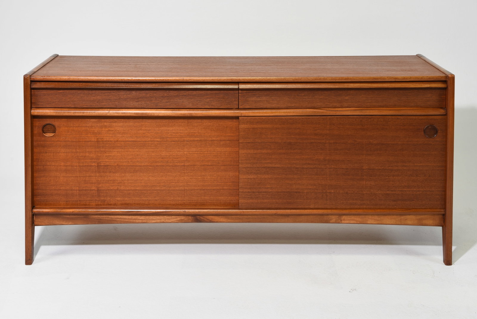 Mid Century Modern Sliding Door Credenza (1 of 8)