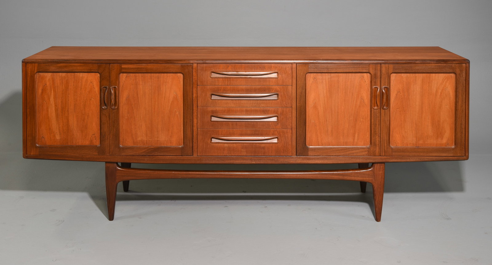 Mid Century Large "Fresco" Sideboard - G-Plan: This Danish Modern Style Teak Credenza is made by Mid Century Modern Furniture Maker G Plan ( GPlan ) & is part of their "Fresco" Range. - 31.25 in tall x 84 x 18