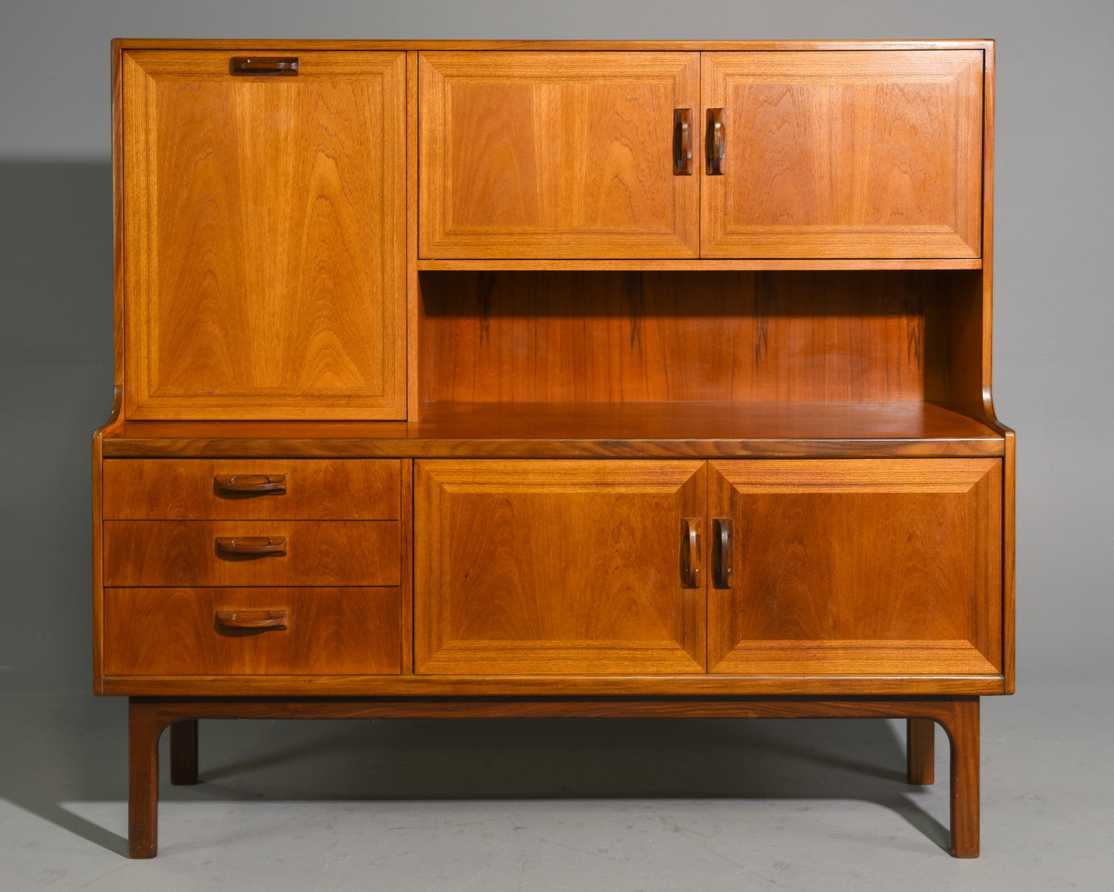 Mid Century Modern Cocktail Cabinet - Gplan: Danish Modern Style Hutch / High Board / Cocktail Cabinet by British Furniture Maker G-Plan - 57 in tall x 63 x 18