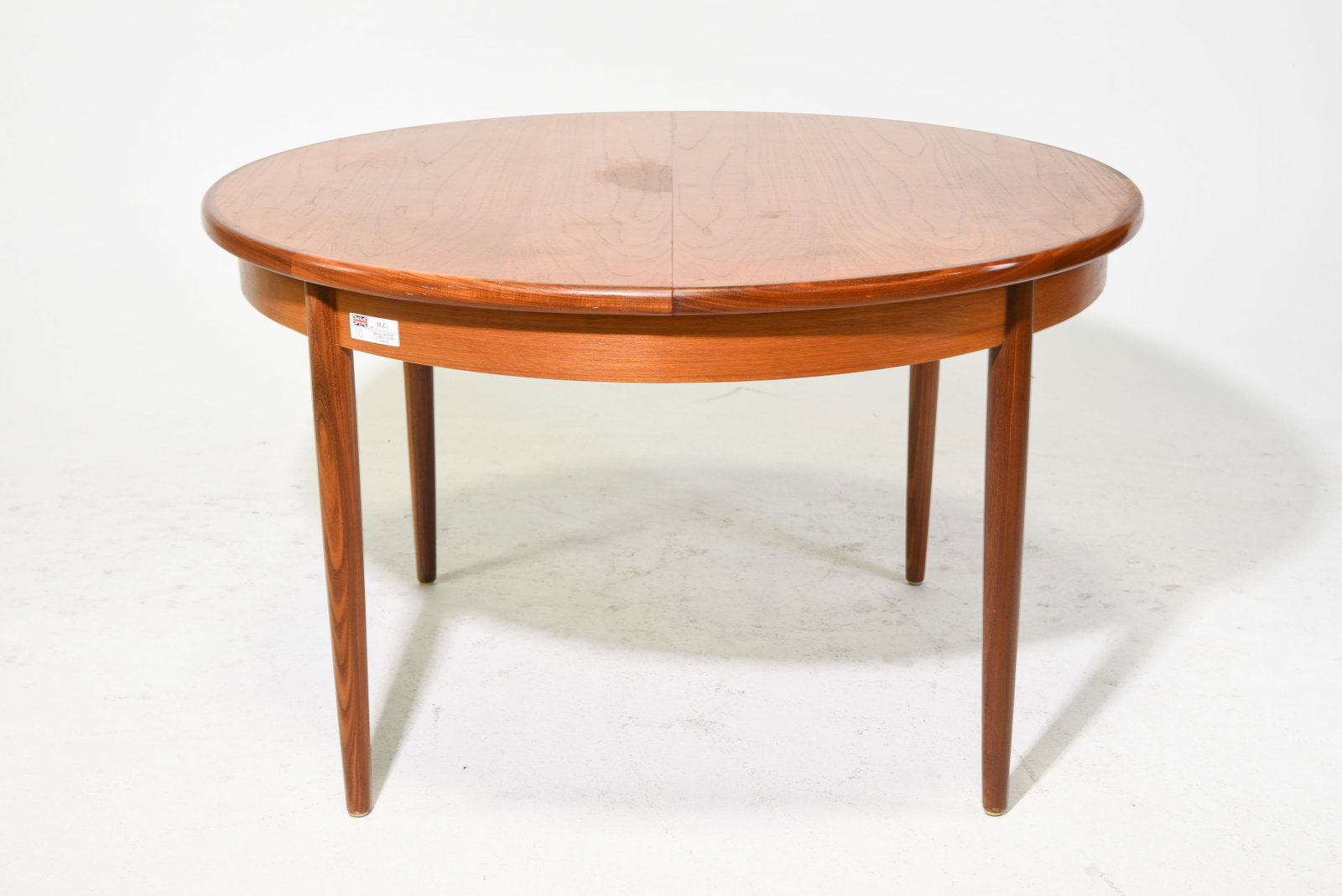 Round Mid Century Table with Pop Up Leaf - Gplan (1 of 6)