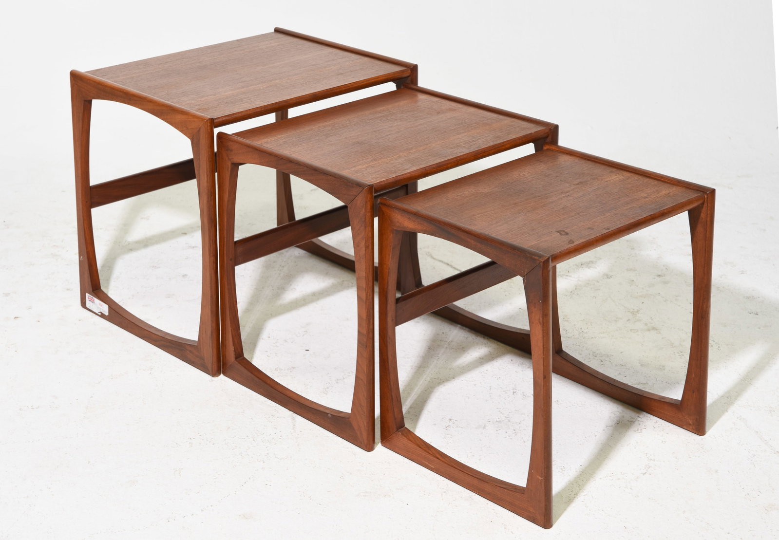 Mid Century Modern Quadrille Nest of 3 Tables #1 (1 of 4)