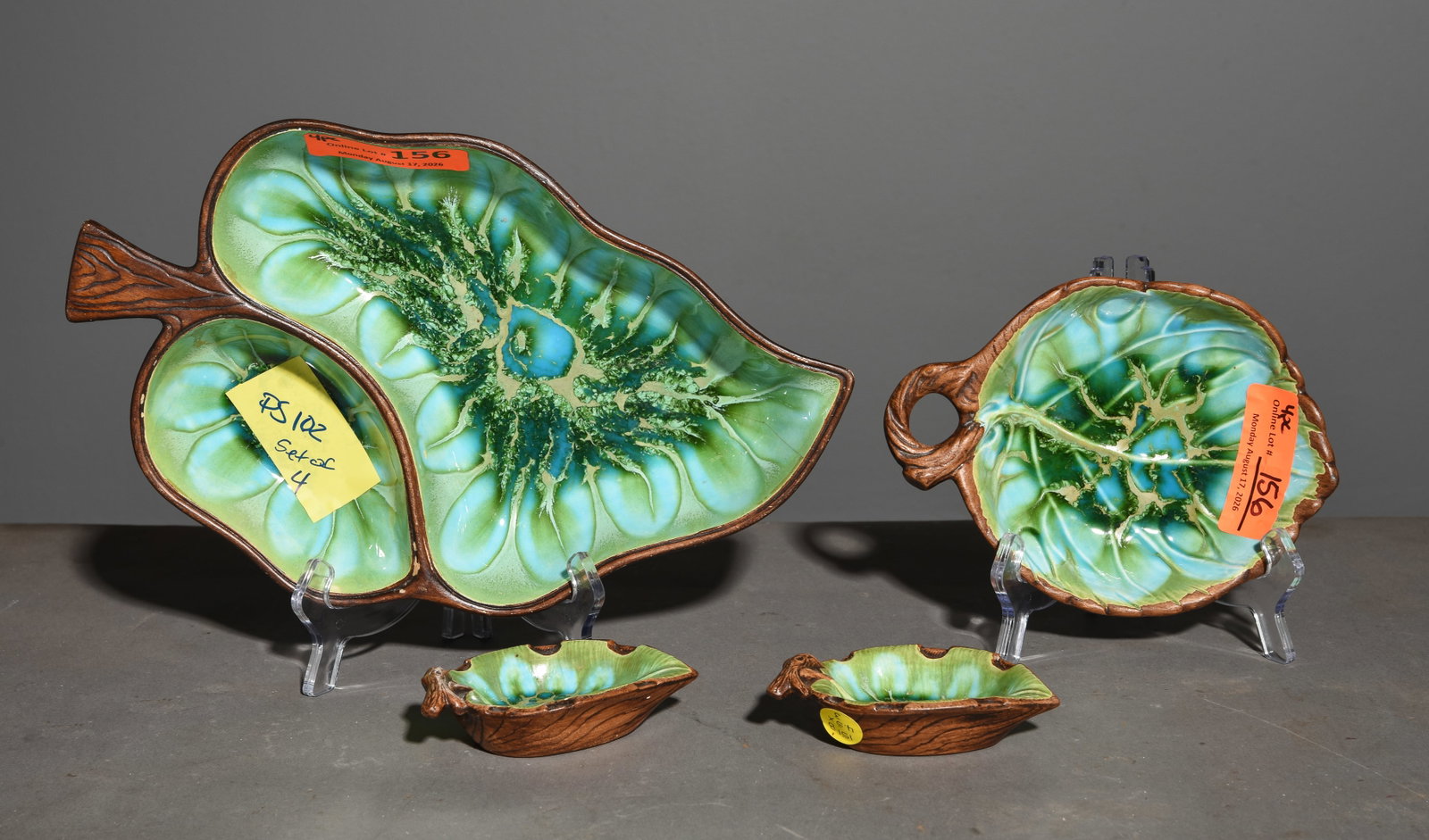 4 Assorted Leaf Pottery Trays: 4 Assorted Leaf Pottery Trays - Largest is 2 in tall x 13 x 8.25