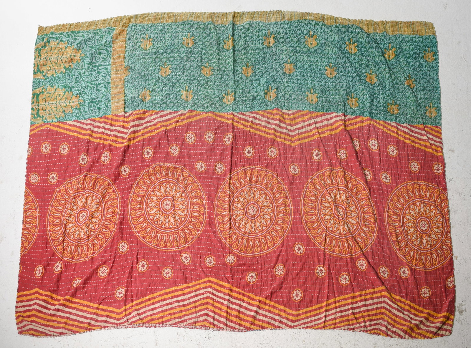 Hand Made Throw / Quilt - 4'6 x 7' (1 of 4)