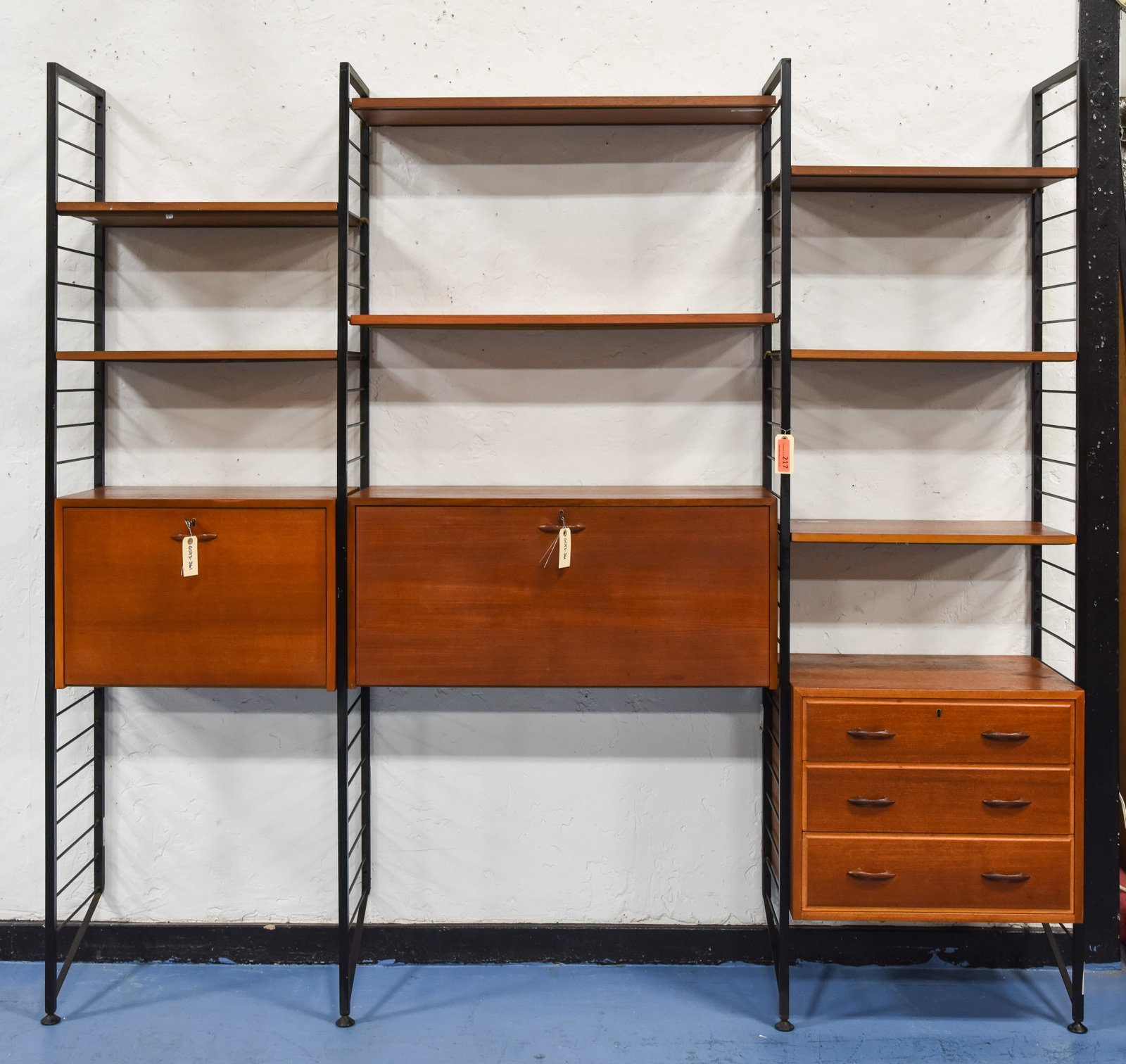 3 Bay Mid Century Ladderax Wall Unit (1 of 6)