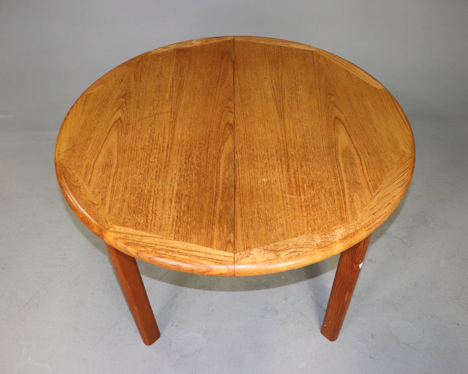 Mid Century Modern Round Dining Table - 2