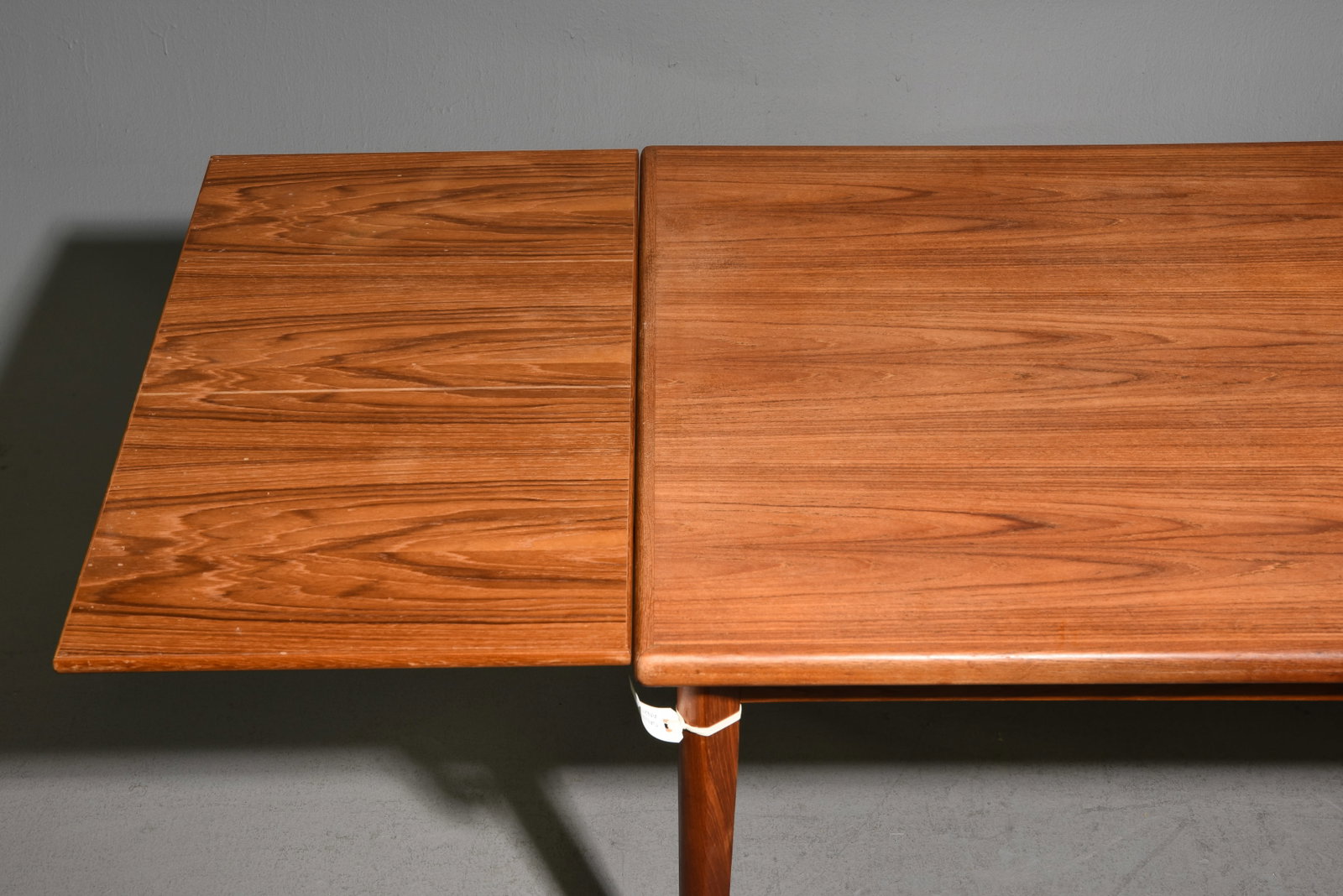 Danish Modern Draw Leaf Dining Table - 3