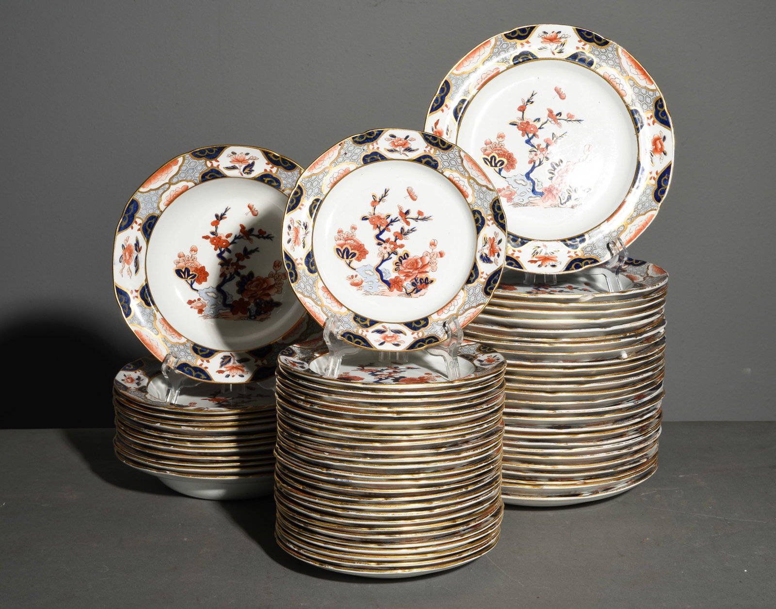 66pcs Copeland Imari Style Bowls & Plates: 66pcs Copeland Imari Style Bowls & Plates - 27pcs are 1 in tall x 9.75 inch diameter each, 12pcs are 1.5 in tall x 9.5 inch diameter each and 27pcs are 1 in tall x 8 inch diameter each