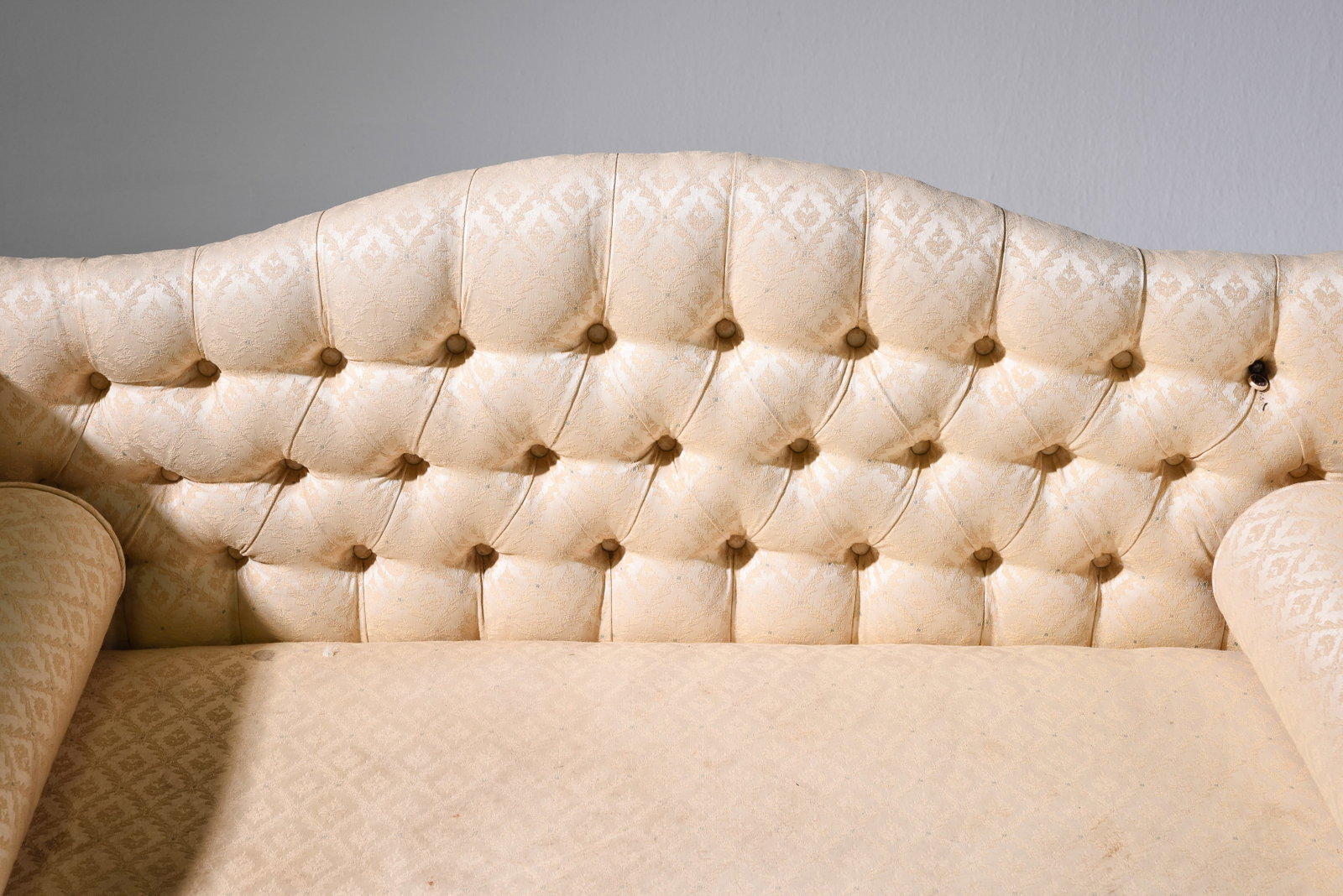 Louis Philippe Style Button Tufted Back Settee - 2