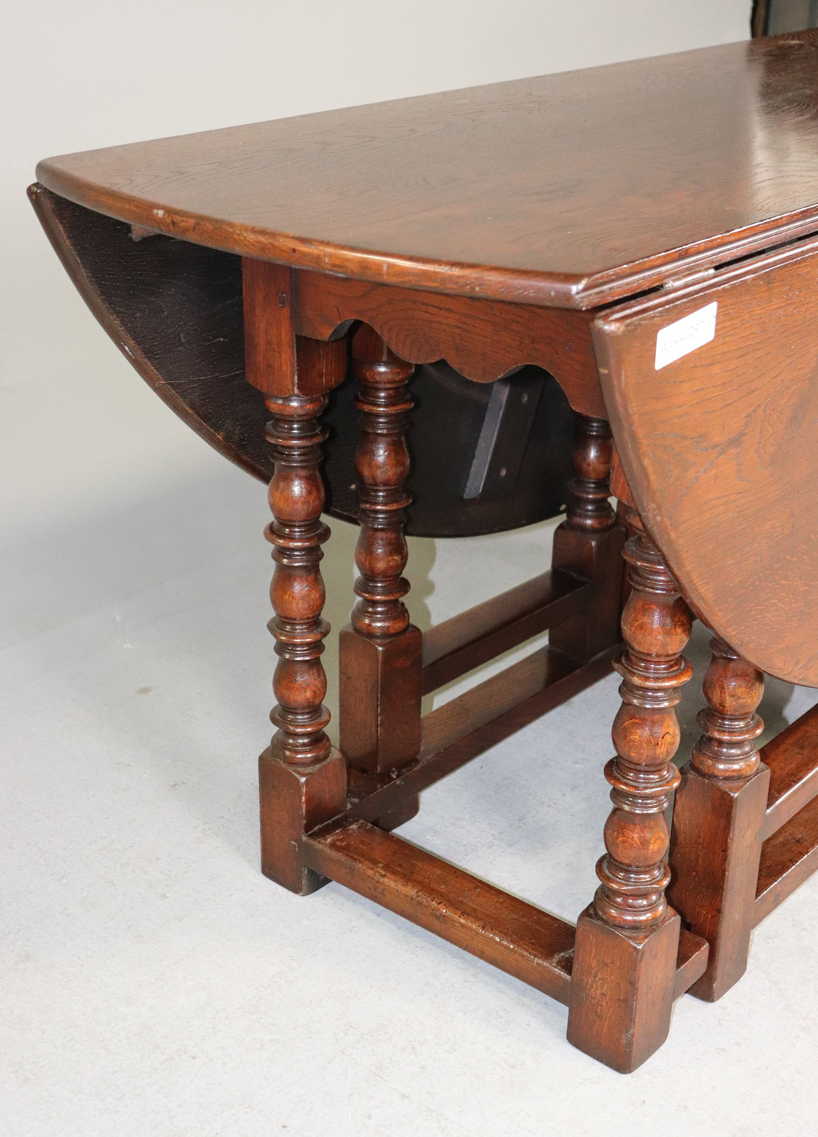 British Large Oak Gateleg Wake Table - 3