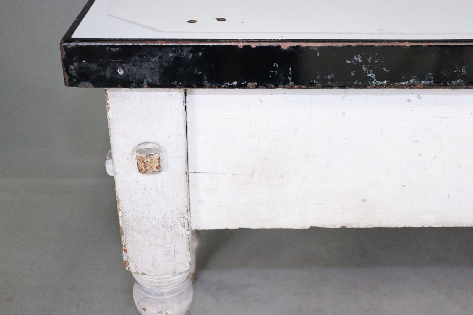 Painted Kitchen Work Table With Turned Legs - 6