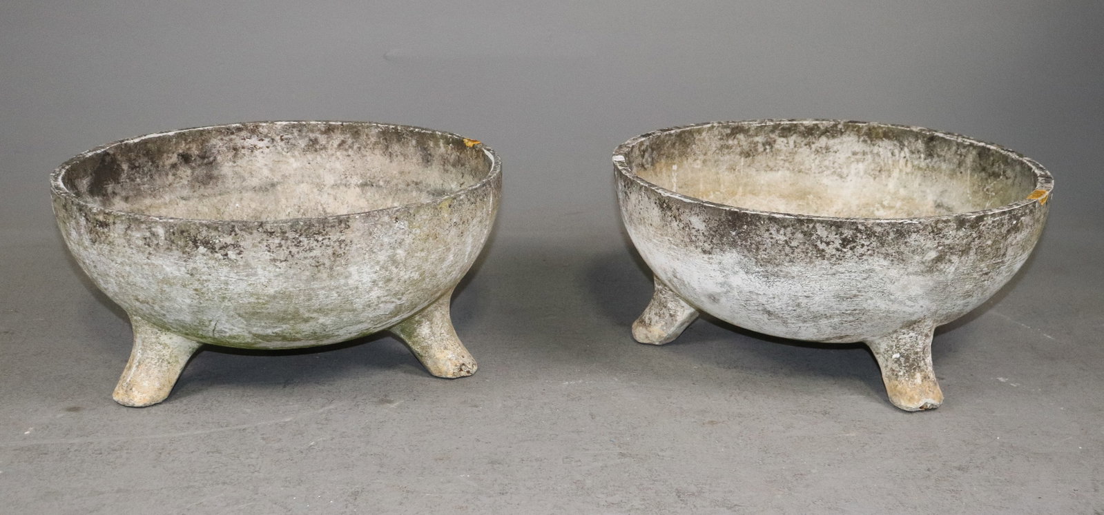 Willy Guhl (1915-2004) - Two 1/2 Marmite Planter: Willy Guhl (1915-2004) - Two 1/2 Marmite Planter - 9 in tall x 19