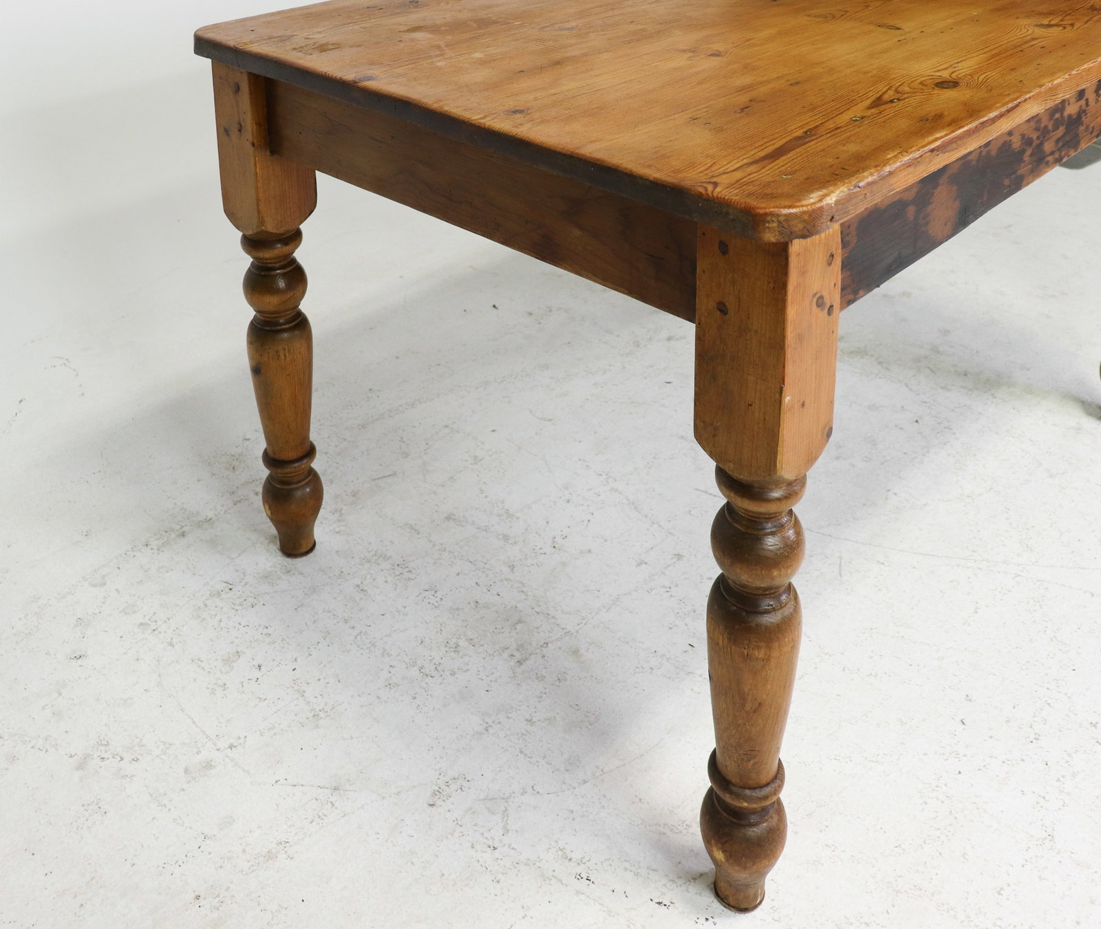 British Pine Turned Leg Table With Drawer - 4