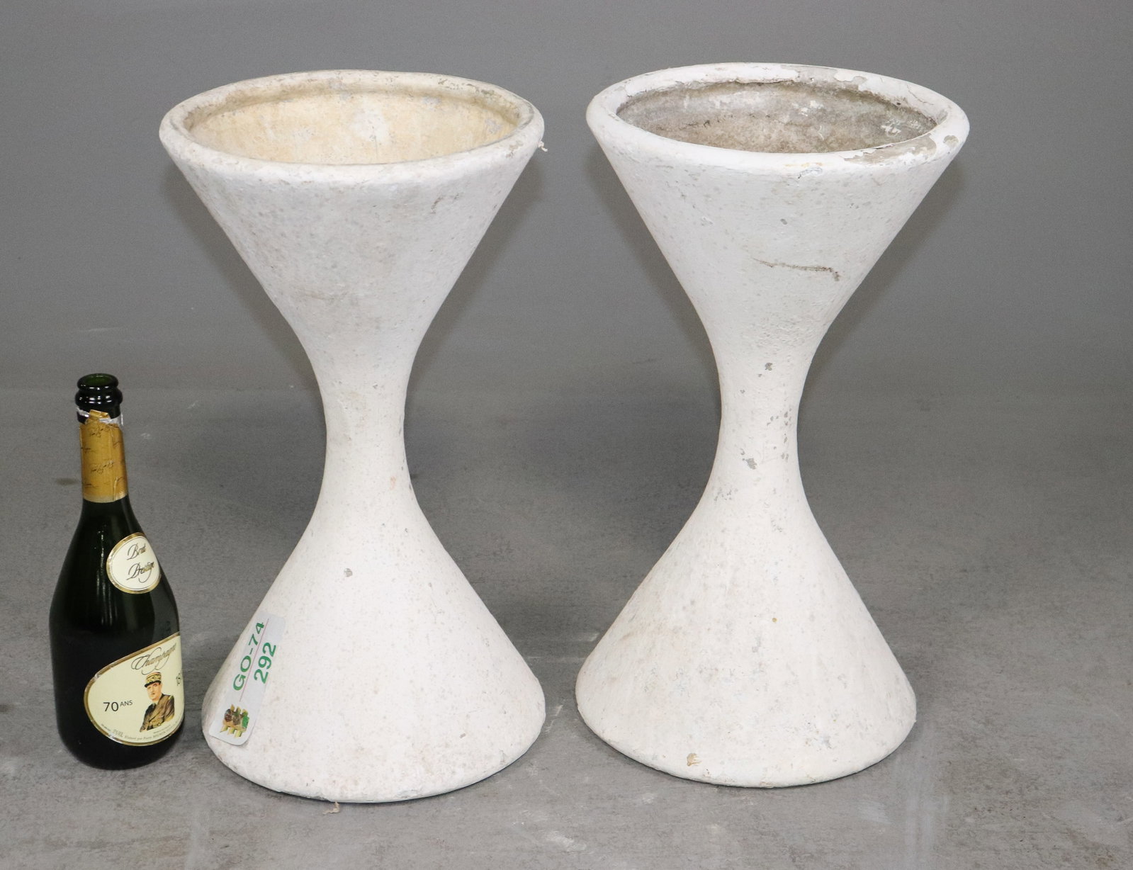 Willy Guhl (1915-2004) - 2 Small Diabolo Planters (1 of 4)