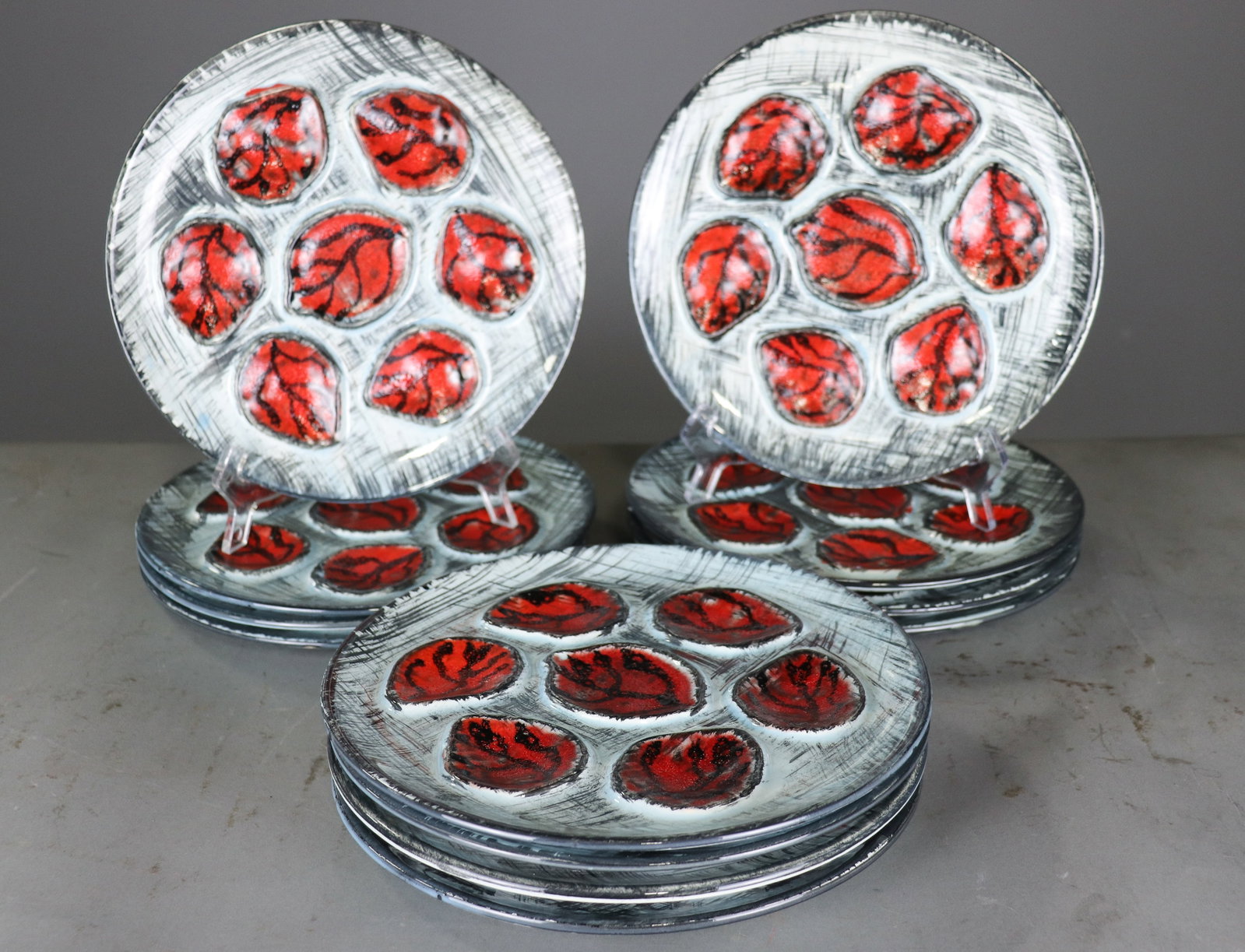 12pc French Oyster Plate Set: 12pc French Oyster Plate Set - .5 in tall x 10 in diameter