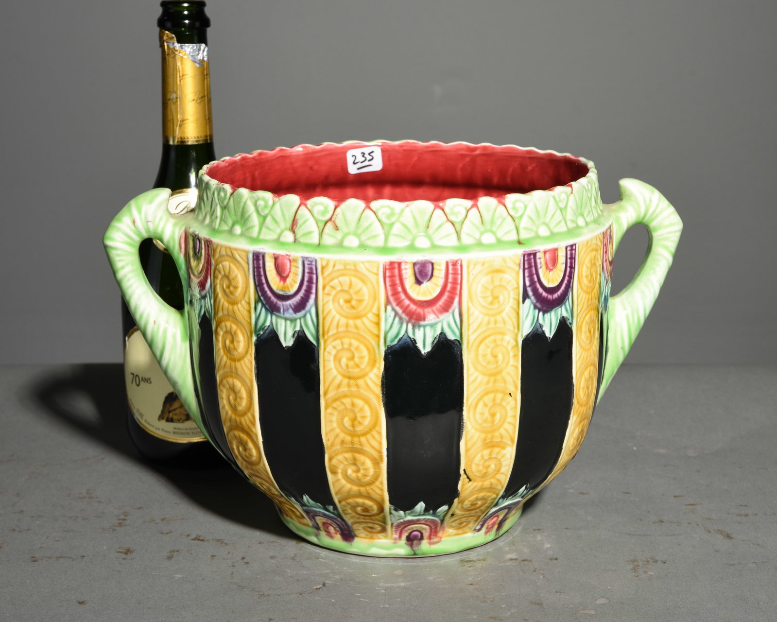 Onnaing Majolica Planter / Jardiniere: French Onnaing Majolica Planter / Jardiniere - 9 in tall x 14 x 10