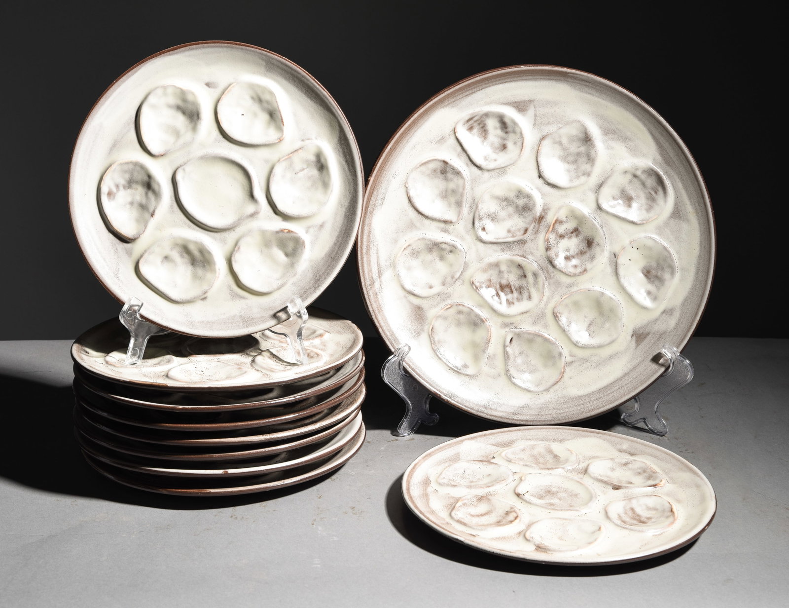 10pc French Oyster Plate Set - Platter & 9 Plates: 10pc French Oyster Plate Set - Platter & 9 Plates - Platter is 1 in tall x 13 inch diameter and the plates are 1 in tall x 9.75 inch diameter