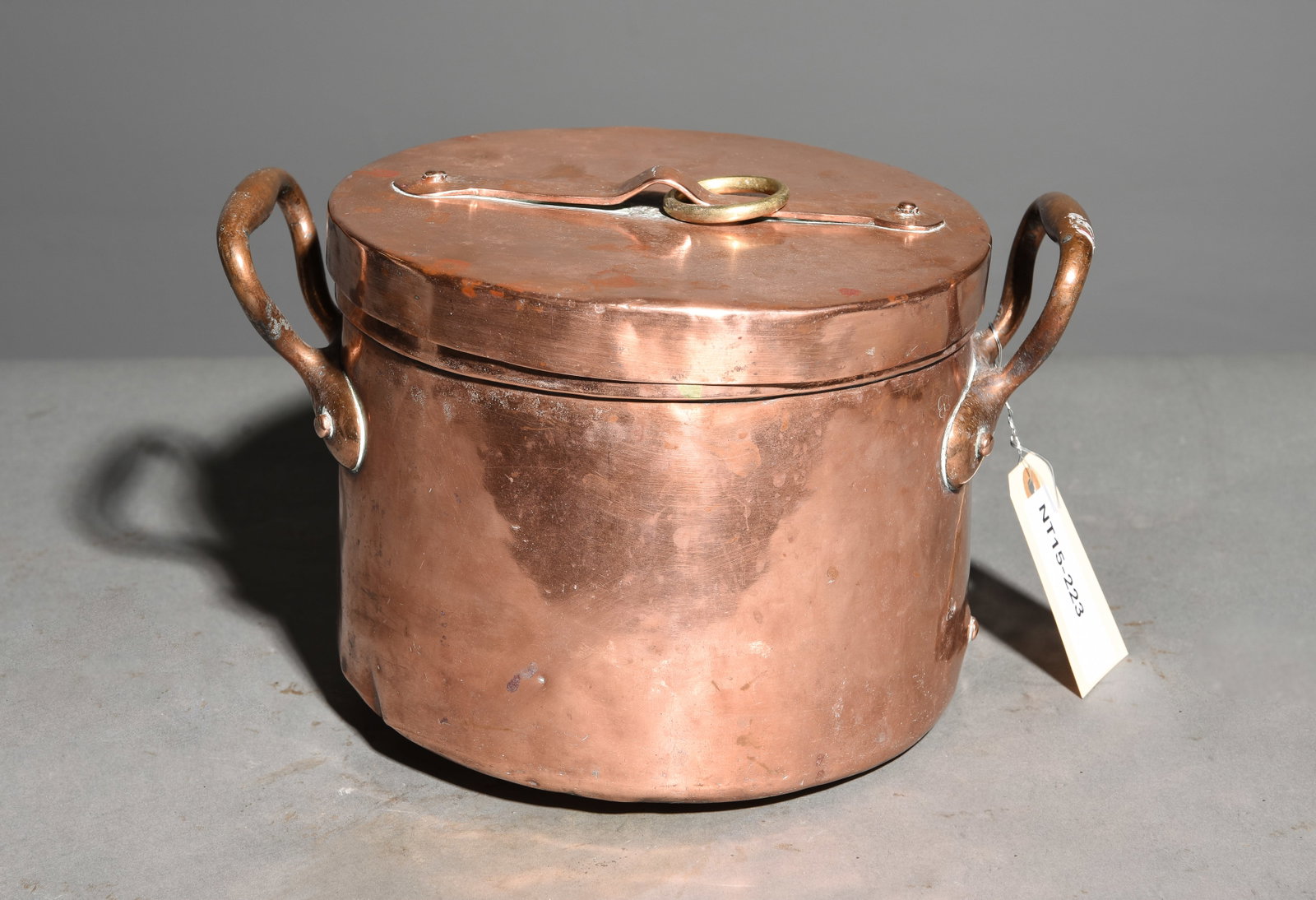 French Small Polished Copper Pot with Lid: French Small Polished Copper Pot with Lid - 6.5 in tall x 11.25 x 8.5