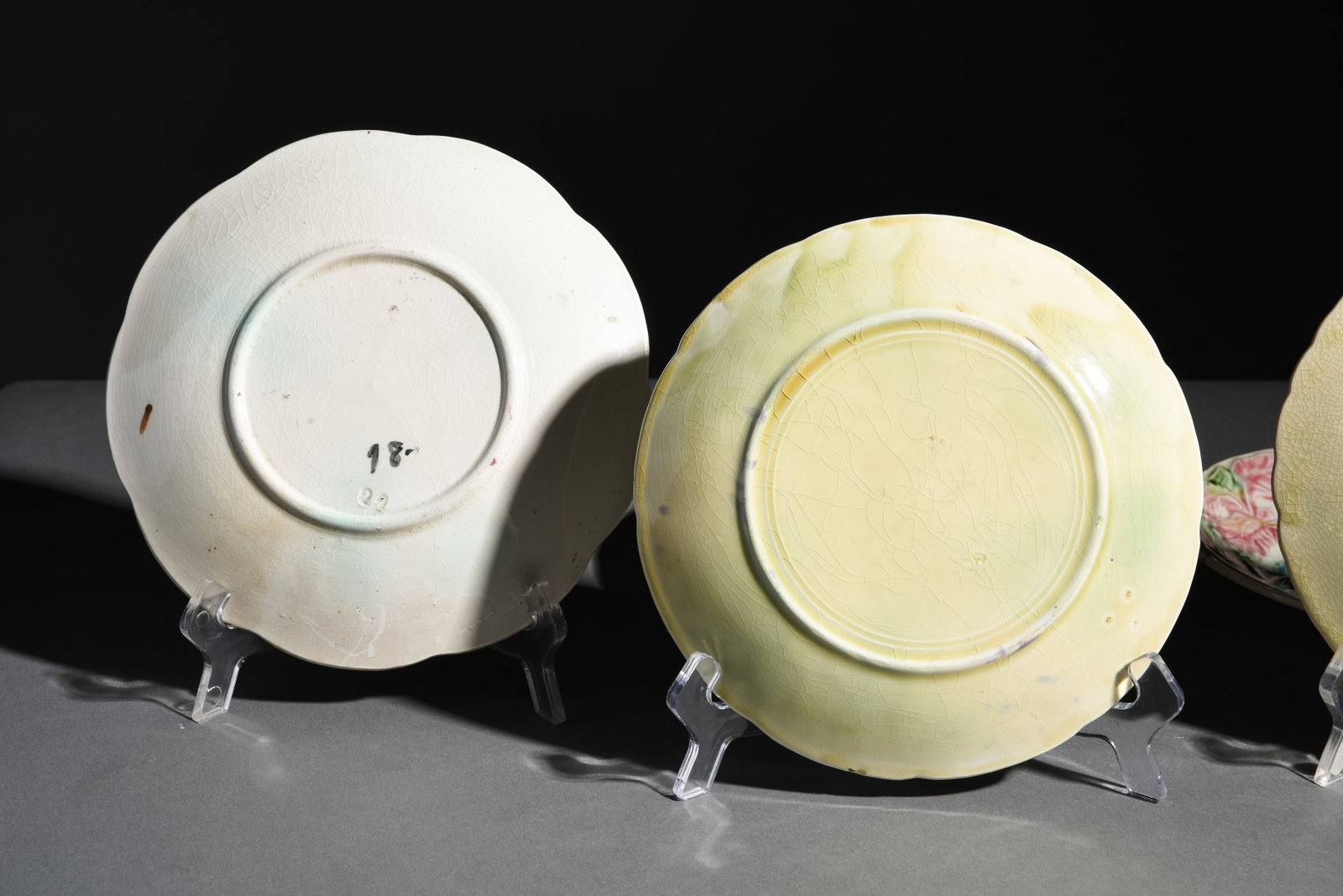6pcs Assorted Majolica Plates - 7