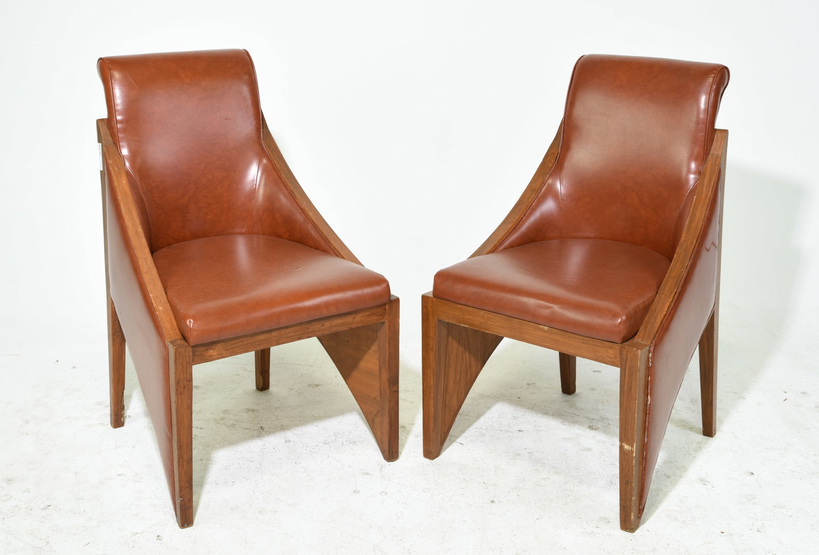 English Pair of Art Deco Style Leather Chairs (1 of 6)
