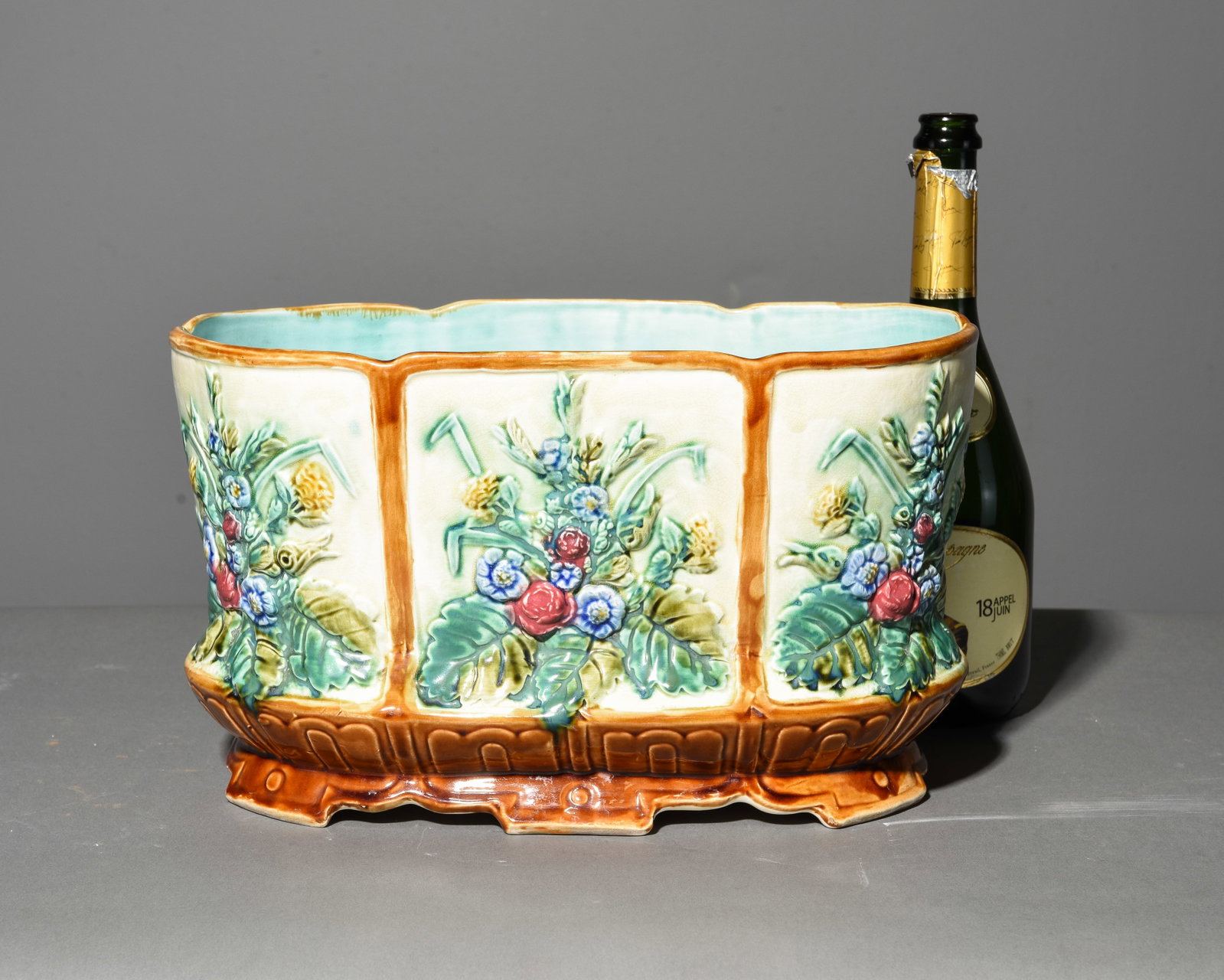 Onnaing Majolica Planter / Jardiniere #1: French Onnaing Majolica Planter / Jardiniere - 8.25 in tall x 14.25 x 9
