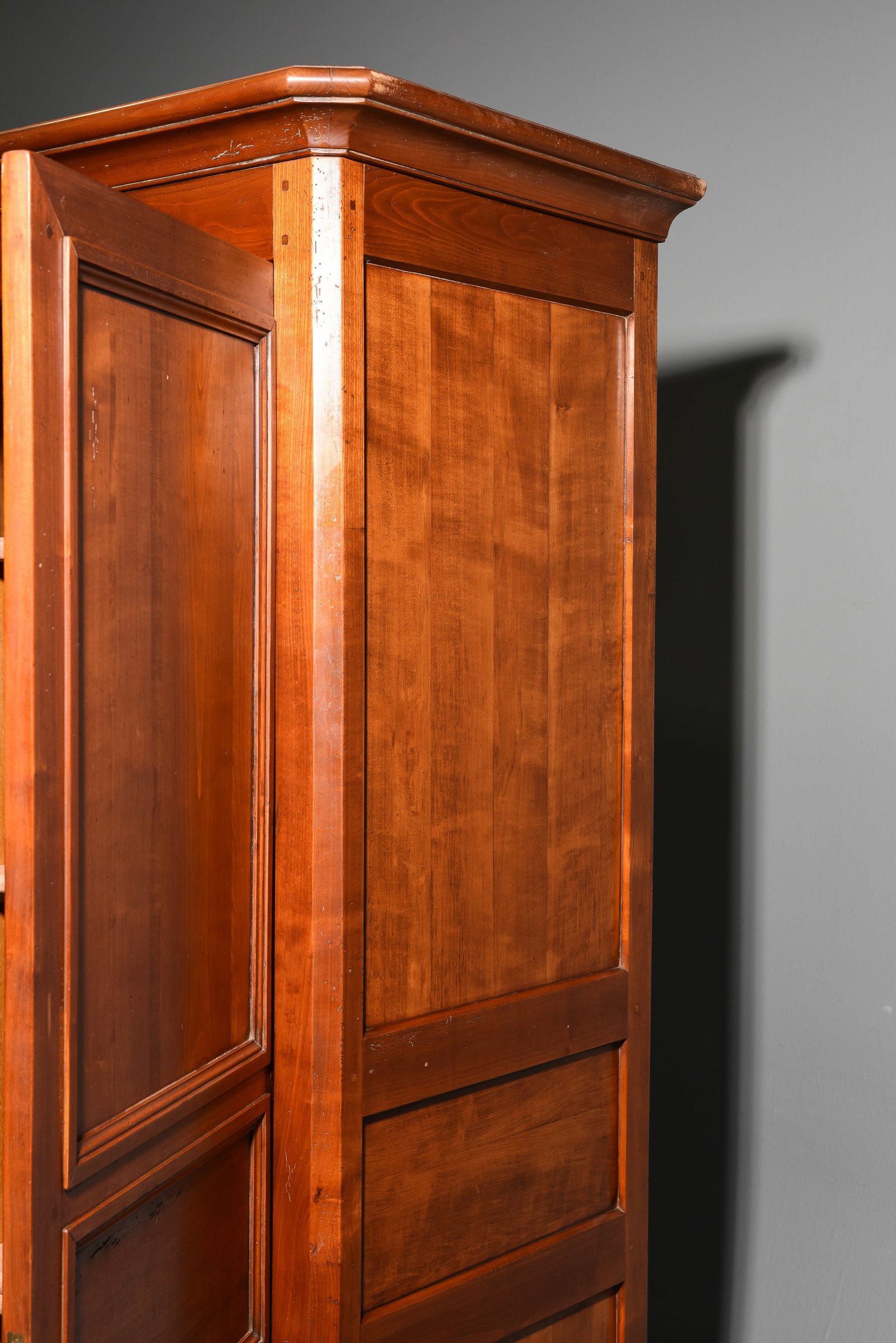 French Cherry Double Door Robe - 3