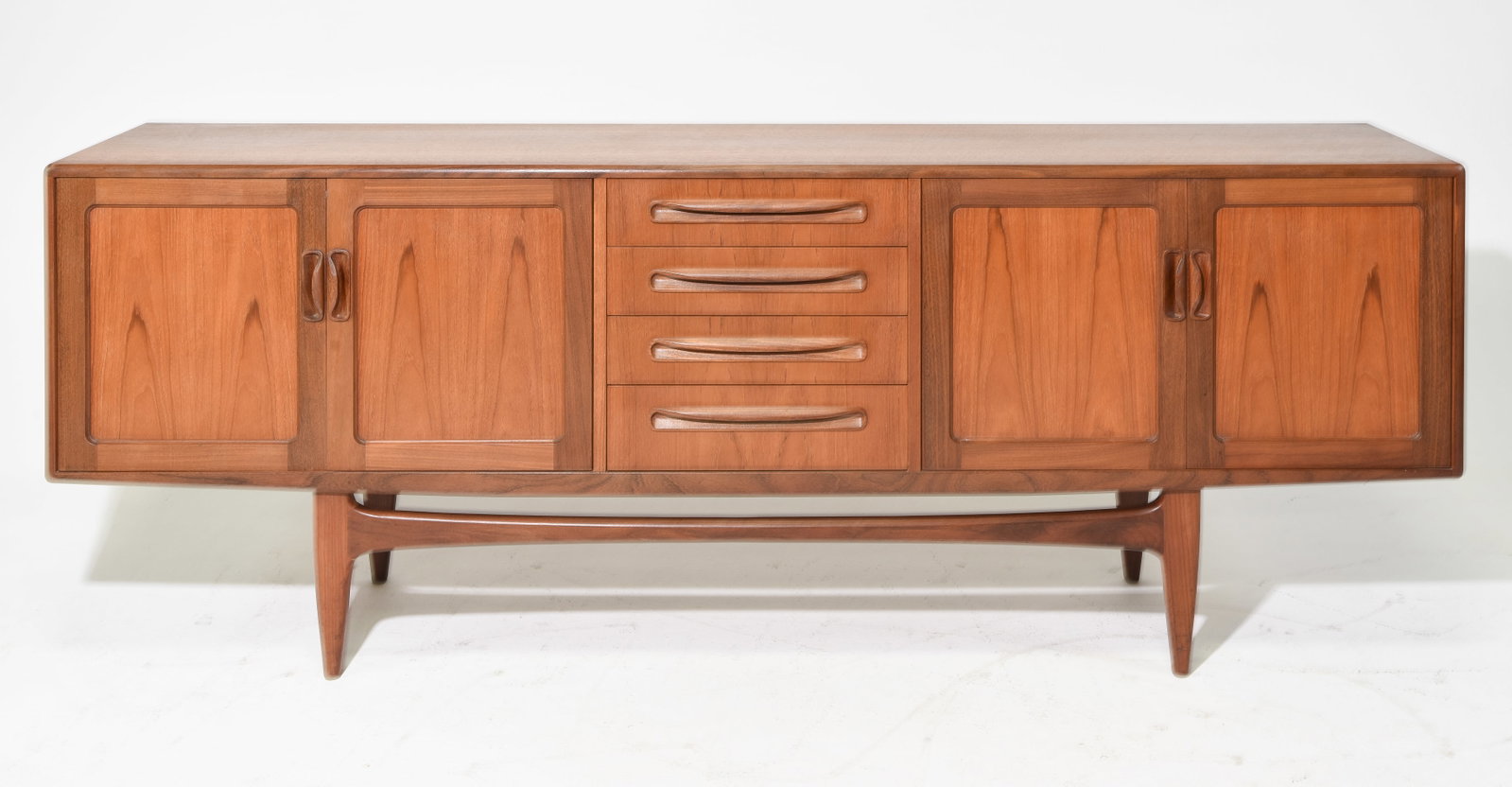 Mid Century Large "Fresco" Sideboard - G-Plan: This Danish Modern Style Teak Credenza is made by Mid Century Modern Furniture Maker G Plan ( GPlan ) & is part of their "Fresco" Range. - 31 in tall x 84 x 18