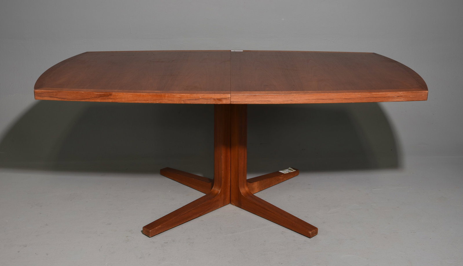 Mid Century Modern Table With 2 Leaves - Dyrlund (1 of 7)