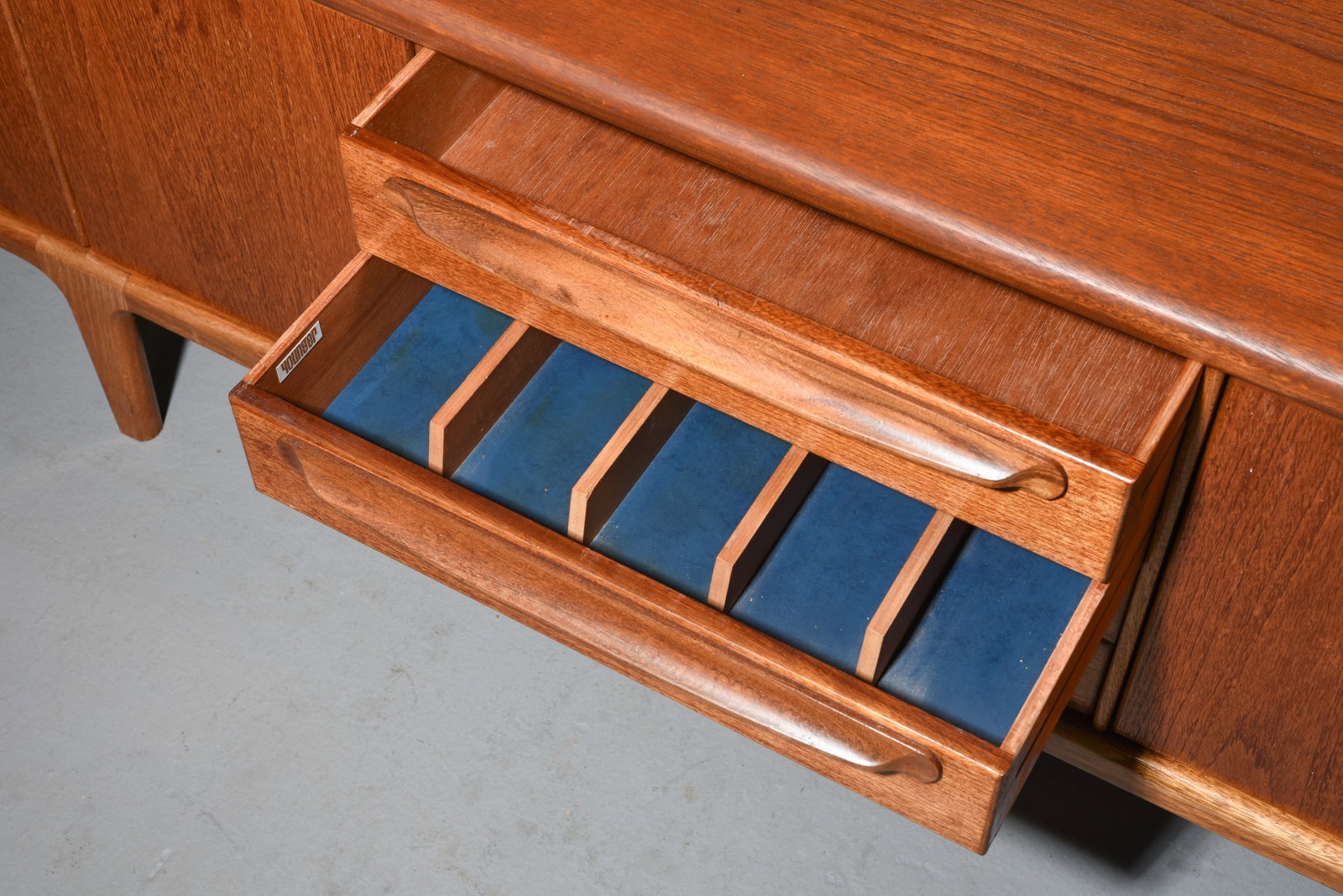 Mid Century "Sequence" Sideboard by Younger - 5
