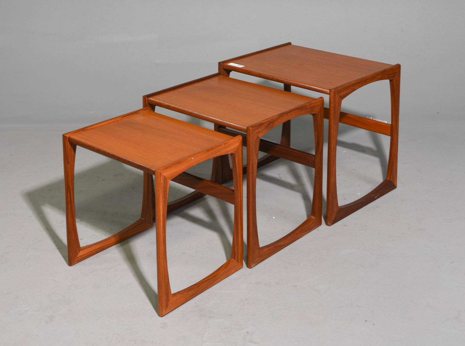 Mid Century Modern Quadrille Nest of 3 Tables (1 of 4)