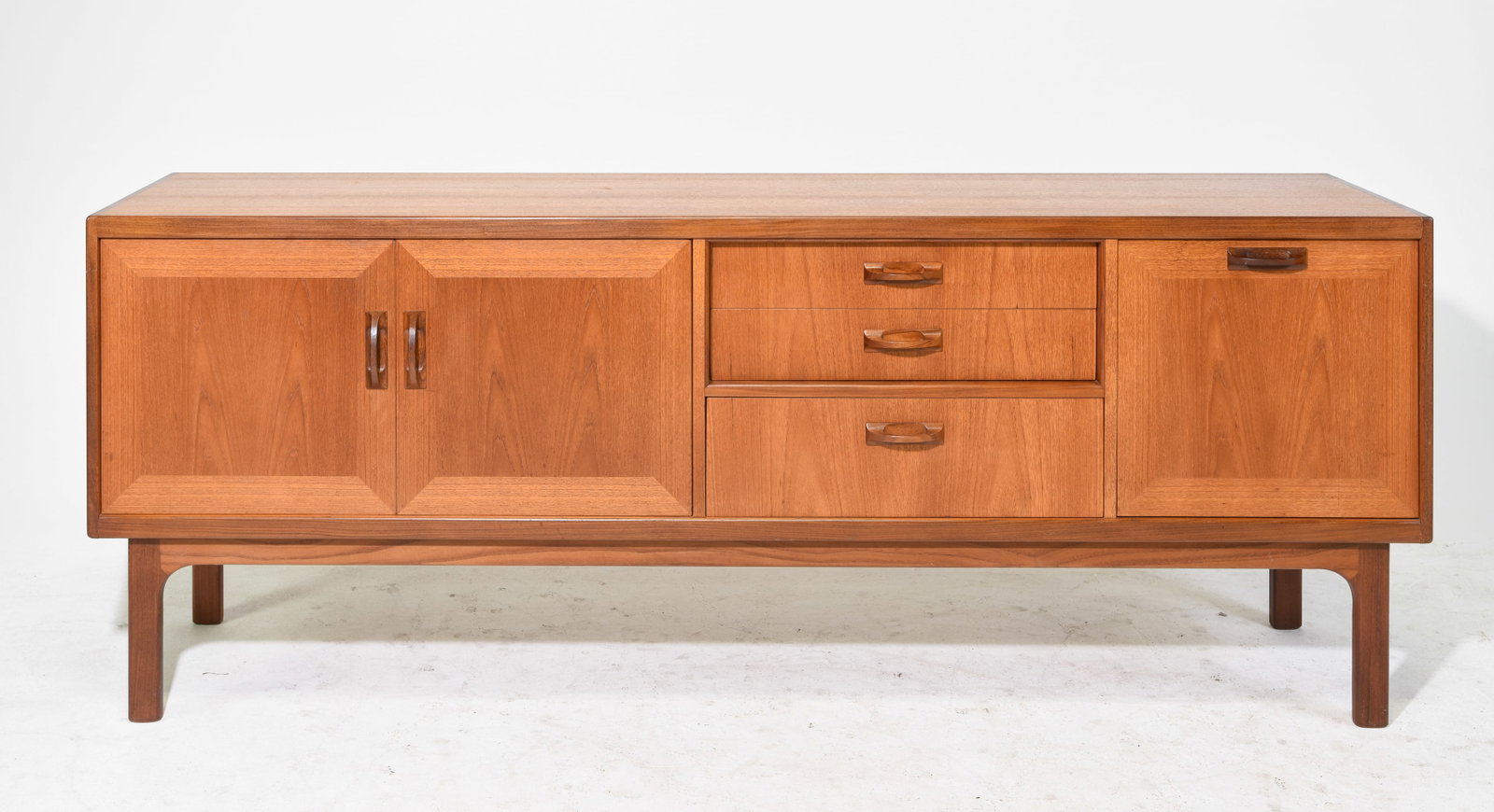 Mid Century Modern Sideboard - Gplan Sierra (1 of 6)