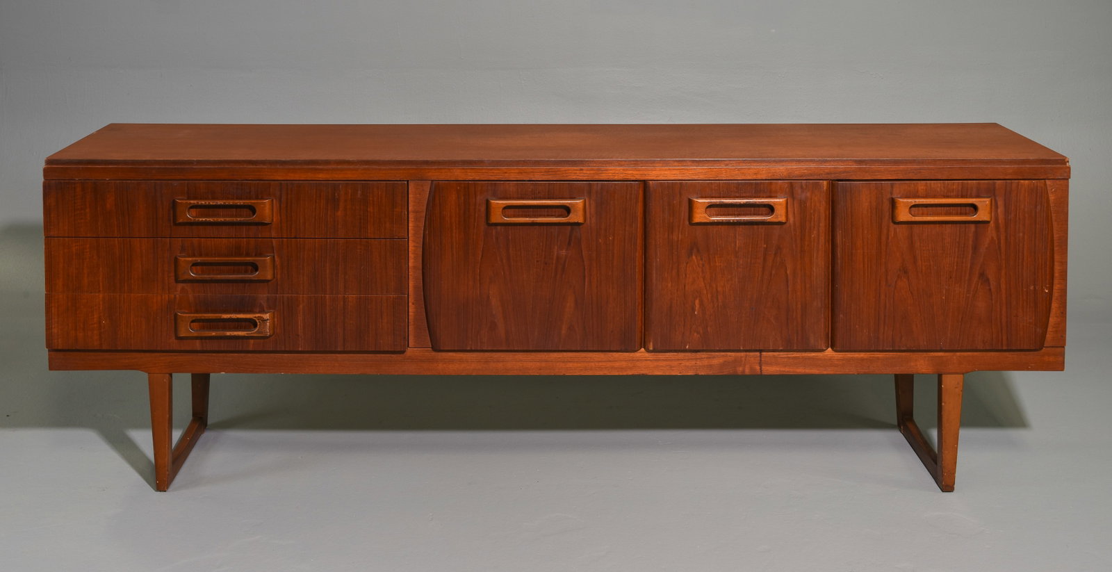 Mid Century Modern Sideboard on Sleigh Base (1 of 8)