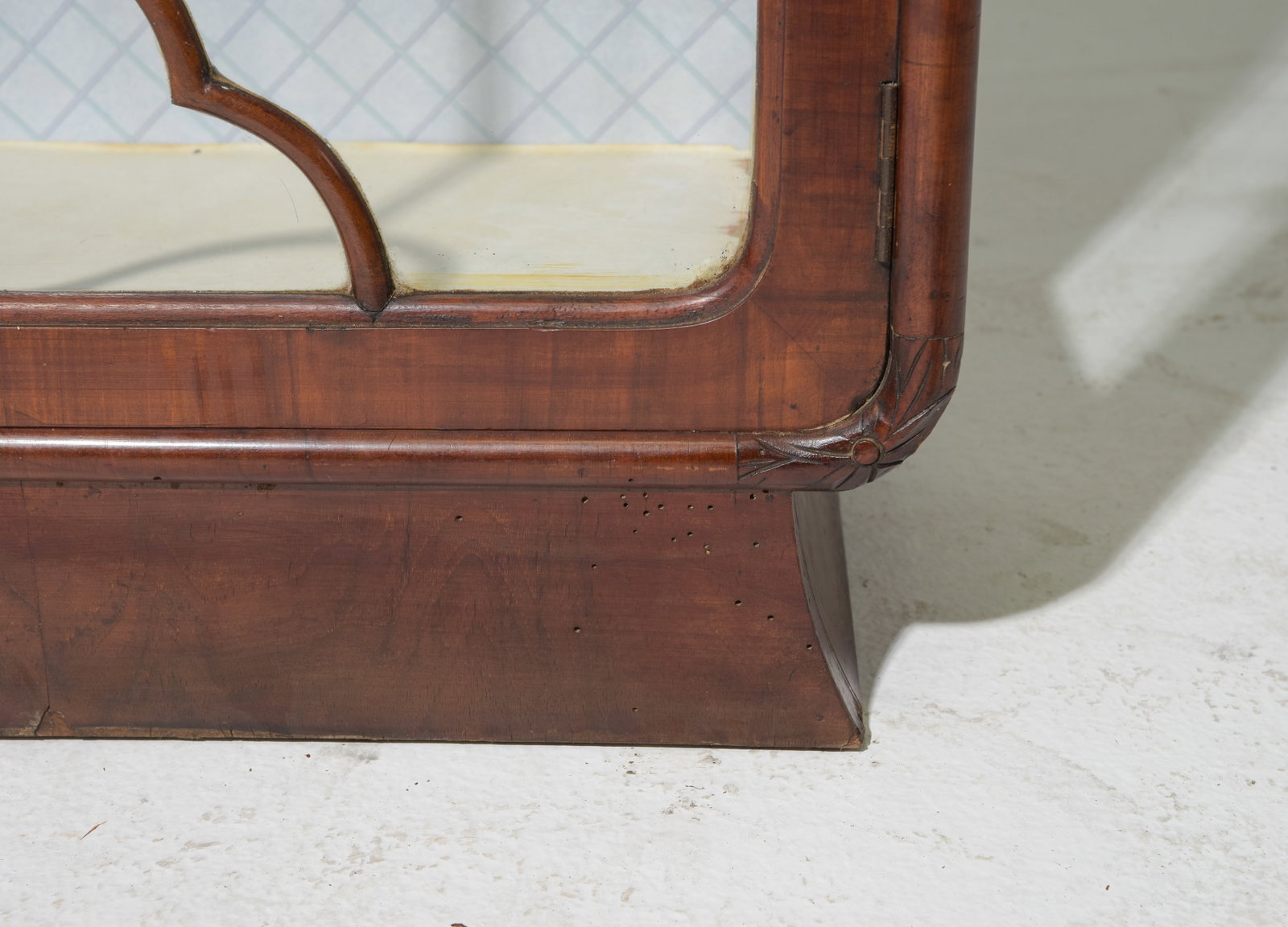 Art Deco Walnut Single Door Vitrine Cabinet - 5