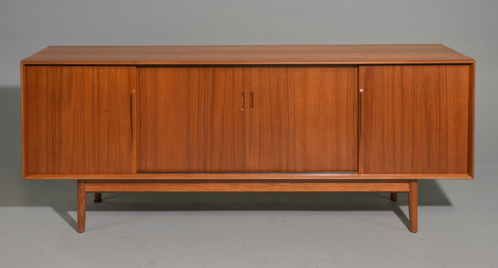 Mid Century Modern Sideboard - Dalescraft (1 of 9)